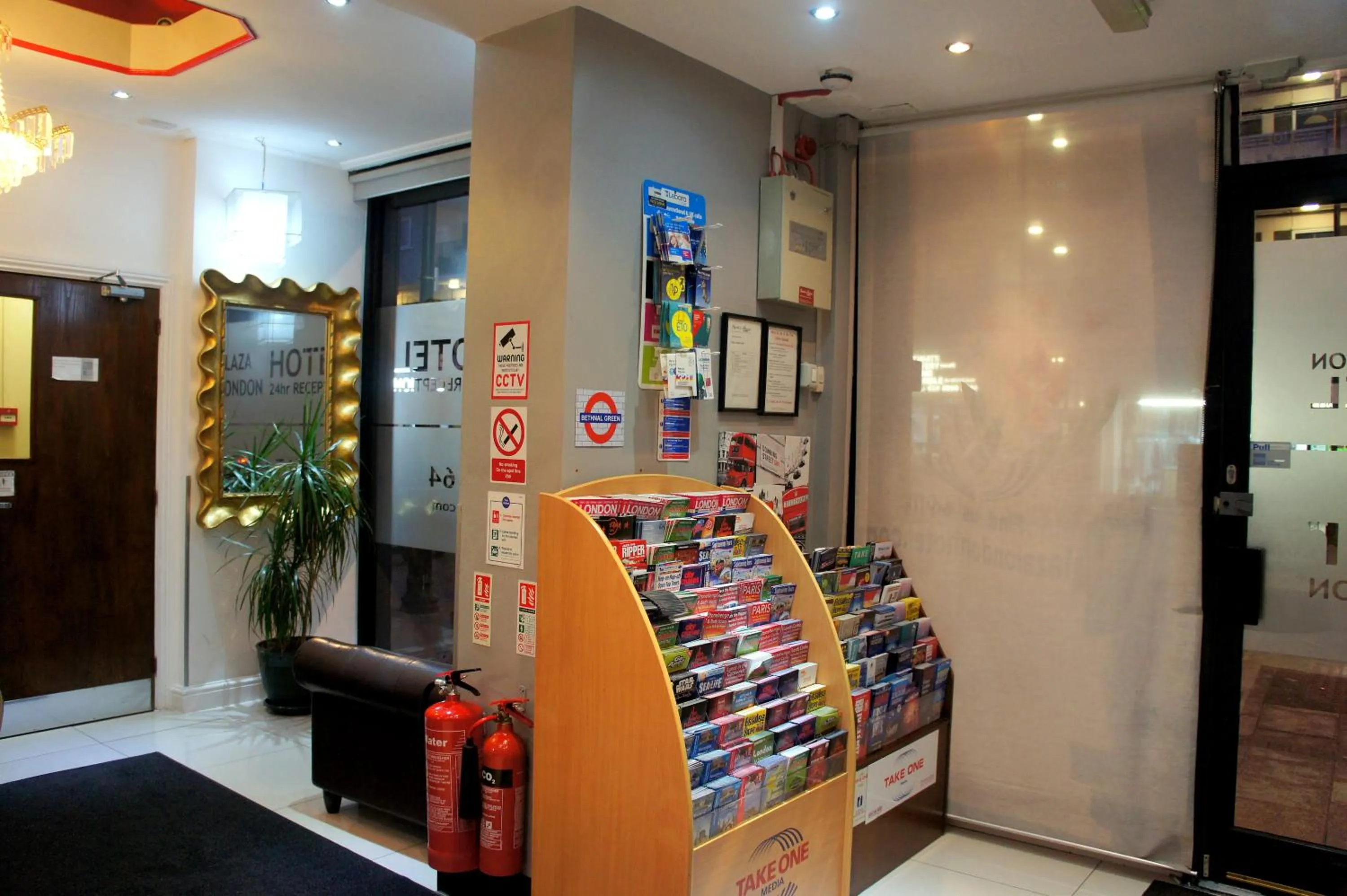 Lobby or reception in Plaza London Hotel