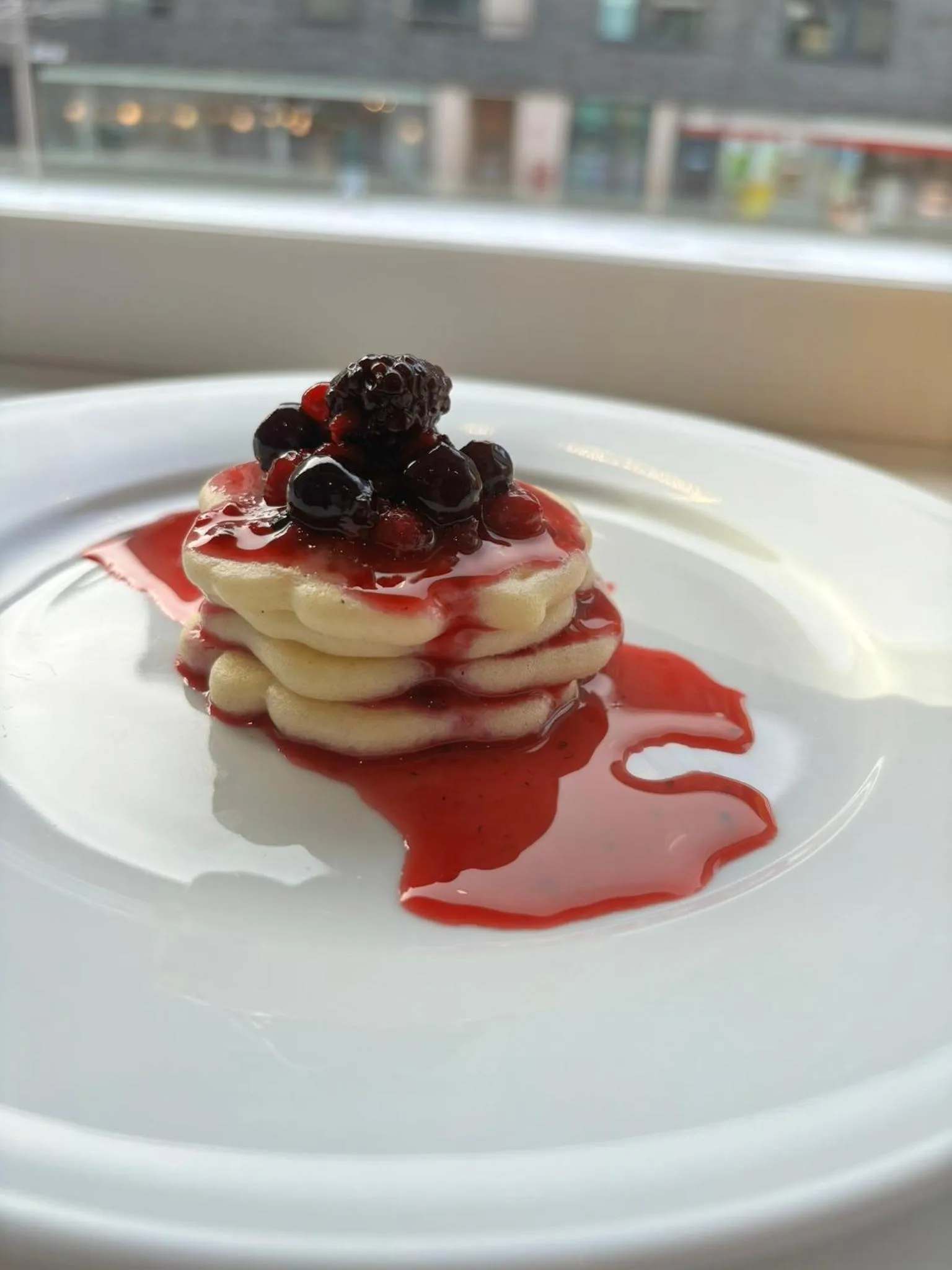 Breakfast in Holiday Inn Express Manchester City Centre Arena by IHG