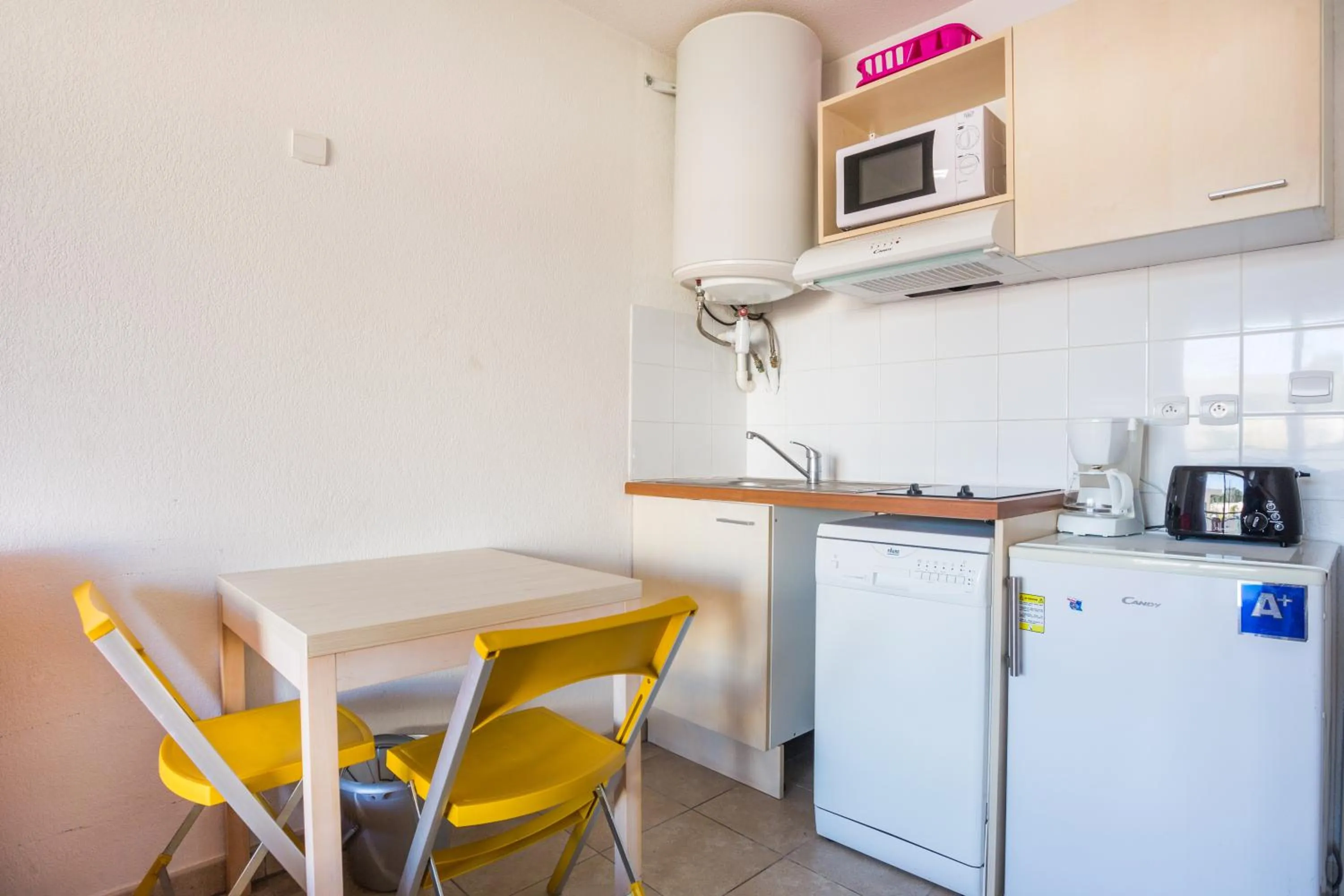 Kitchen or kitchenette in Les Parasols d'Argens
