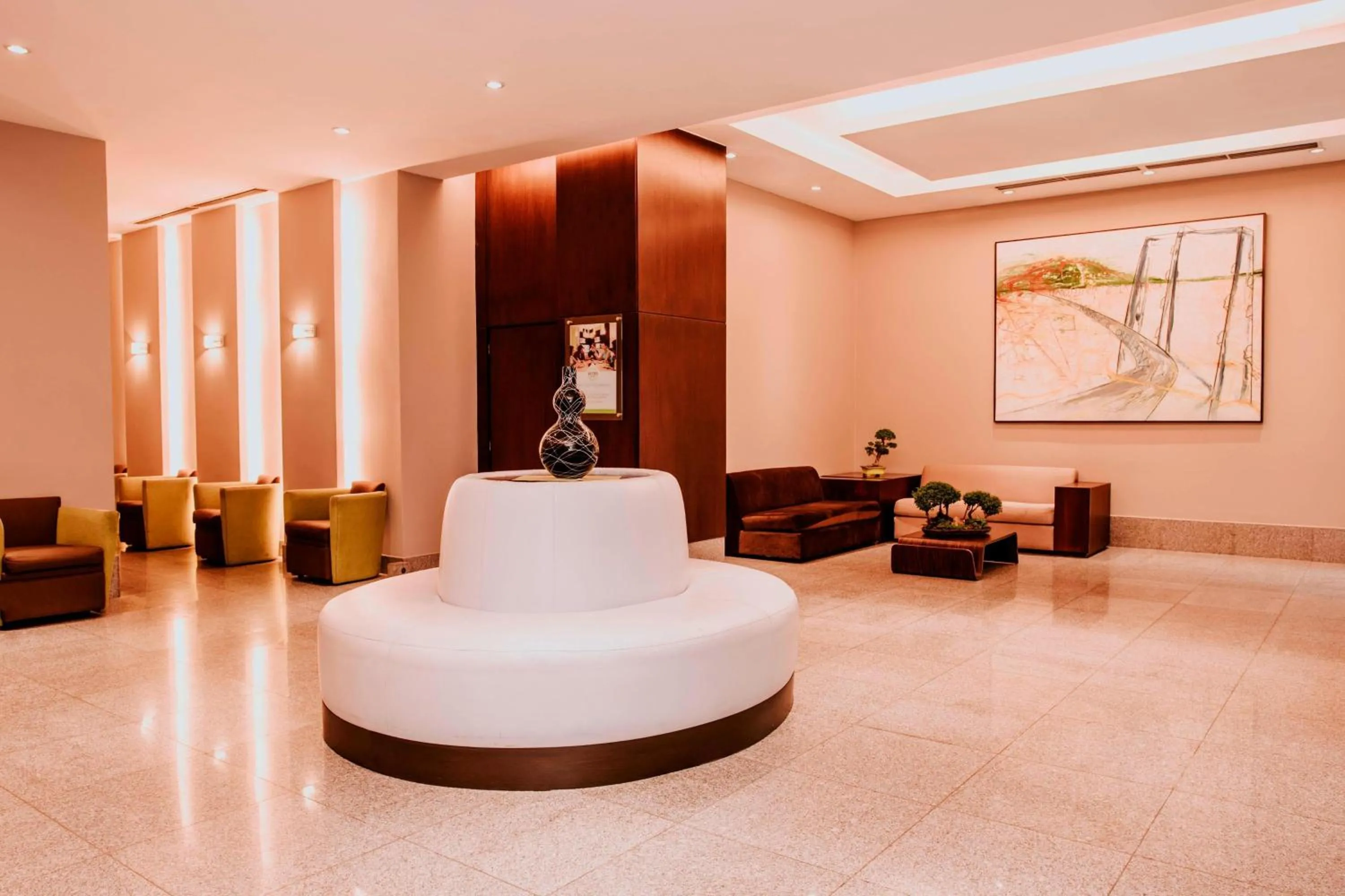 Meeting/conference room in Courtyard by Marriott Guayaquil