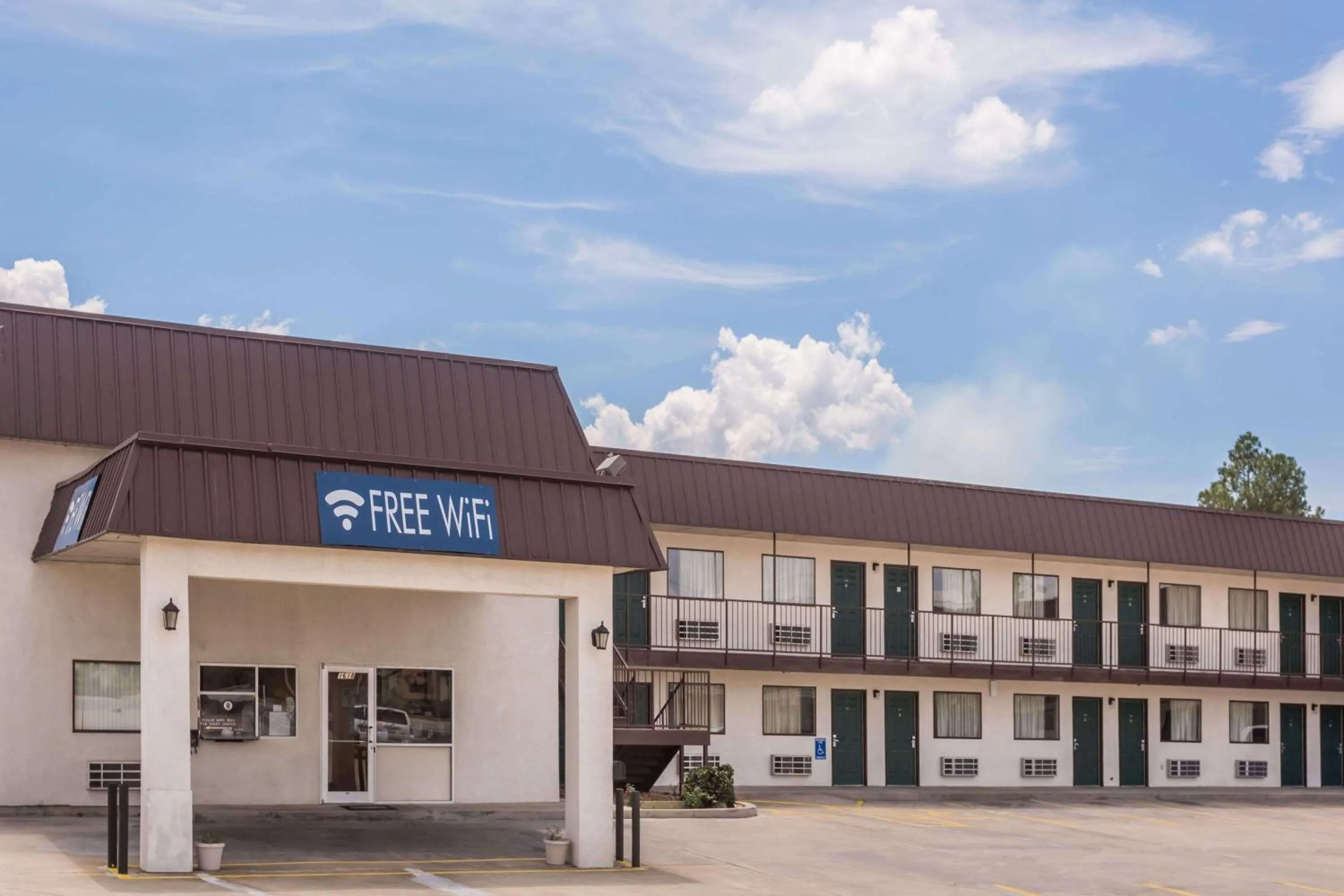 Property building in Travelodge by Wyndham Cordele