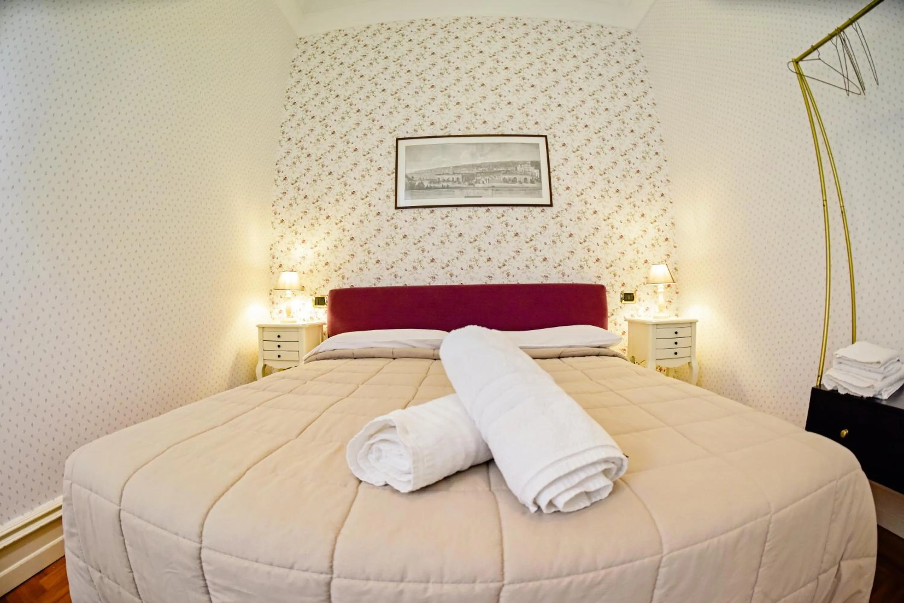 Bed in Al centro Luxury Home