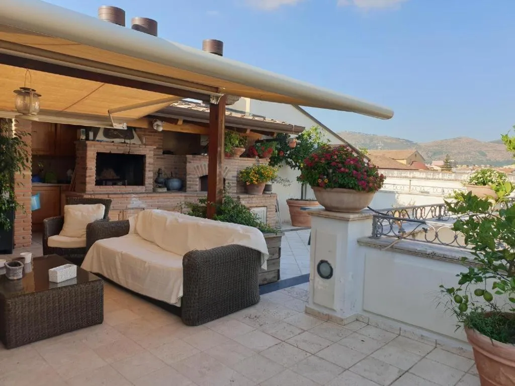 Balcony/Terrace in Al centro Luxury Home