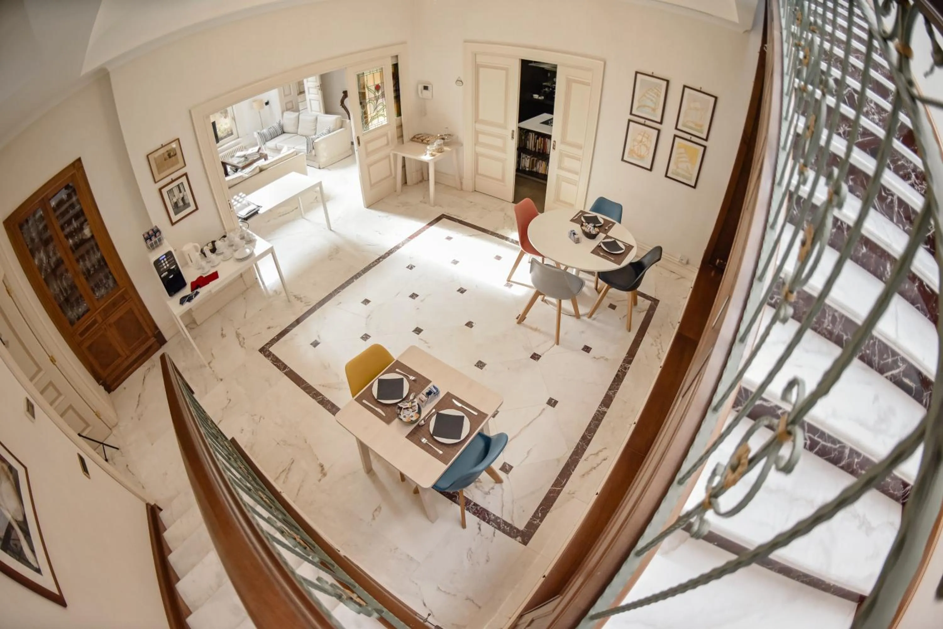 Al centro Luxury Home