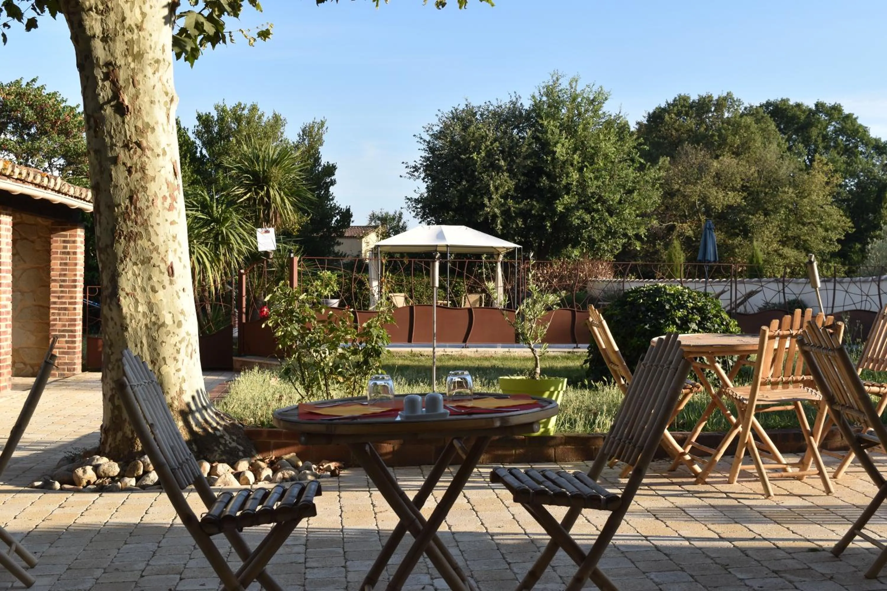 Restaurant/places to eat in Mas d'Asvin & Spa