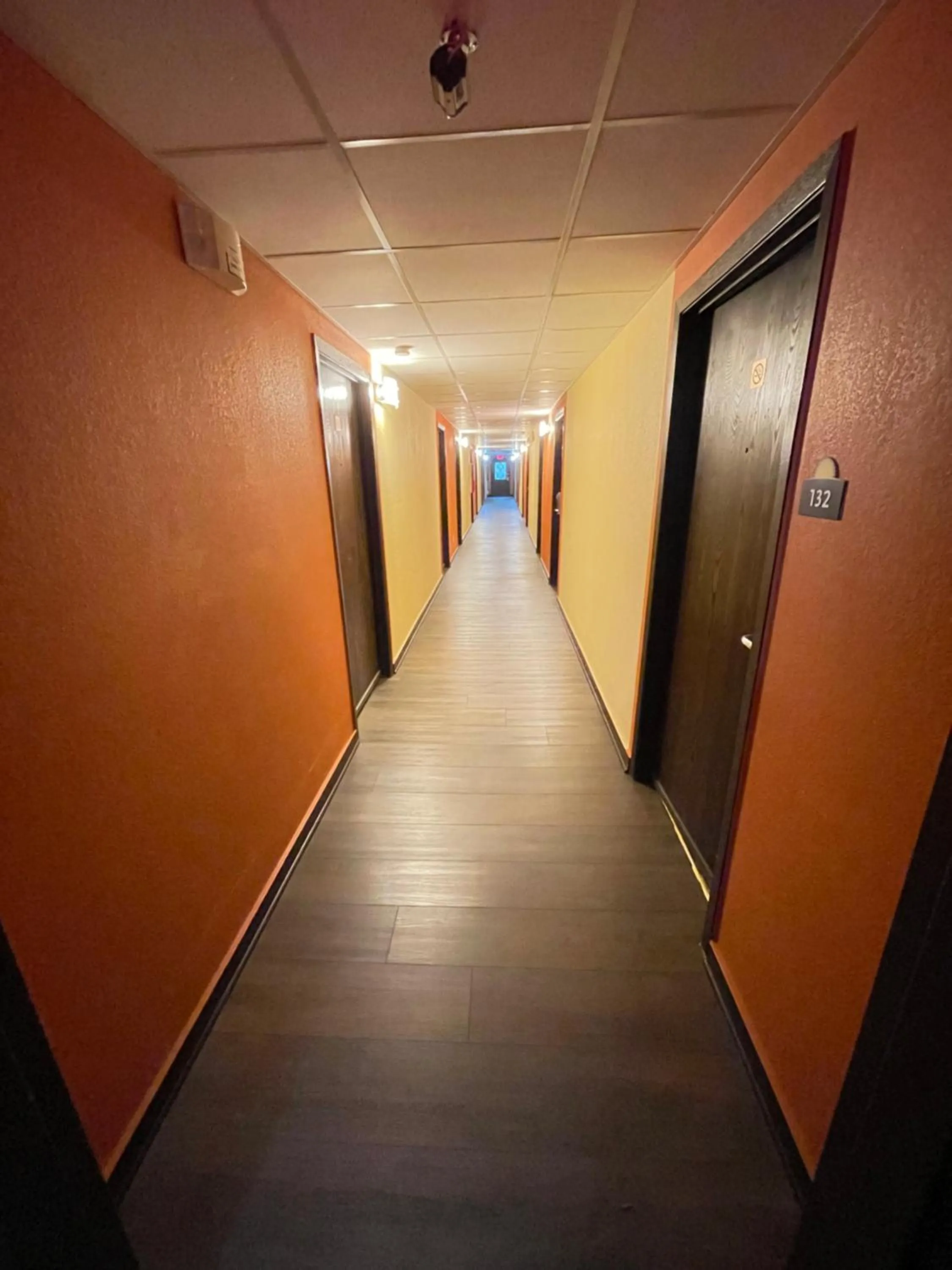 Days Inn & Suites by Wyndham Stevens Point