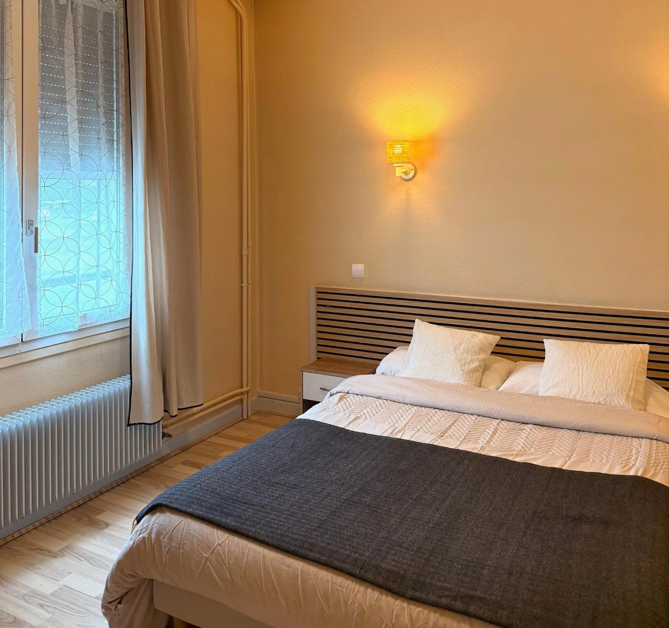 Bedroom, Bed in Le Relais de la route bleue