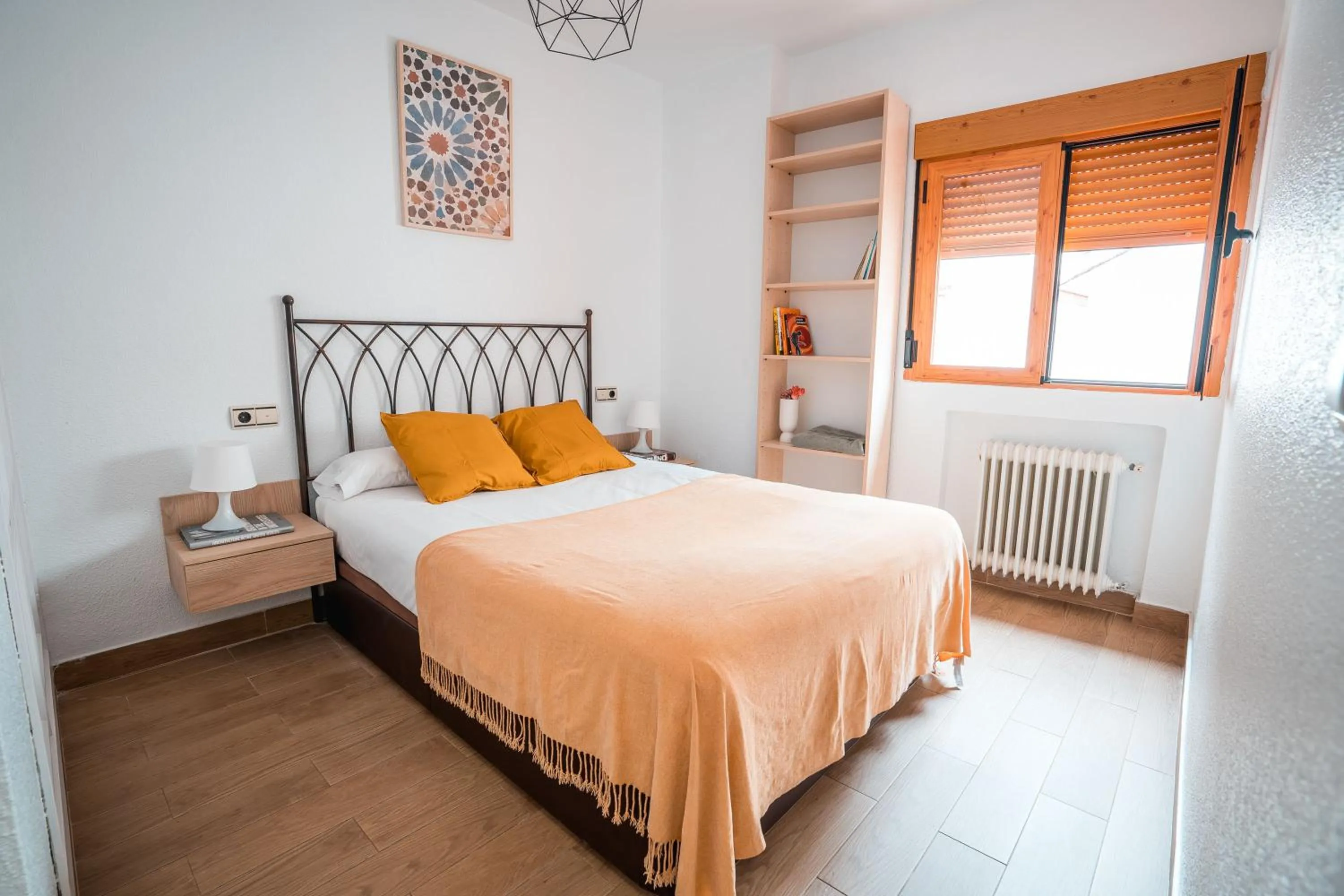 Bed in Apartamento cerca de la Alhambra y el Albaicín QH Granada Centro