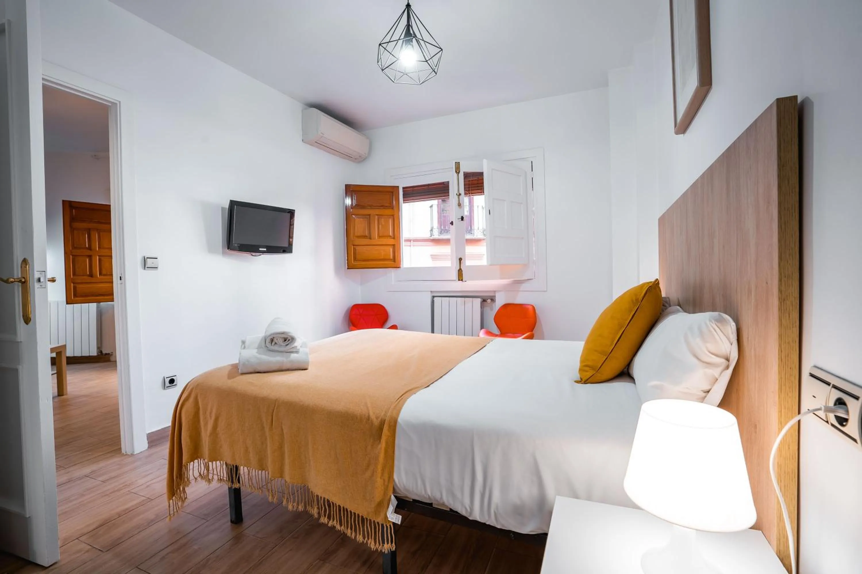 Bed in Apartamento cerca de la Alhambra y el Albaicín QH Granada Centro