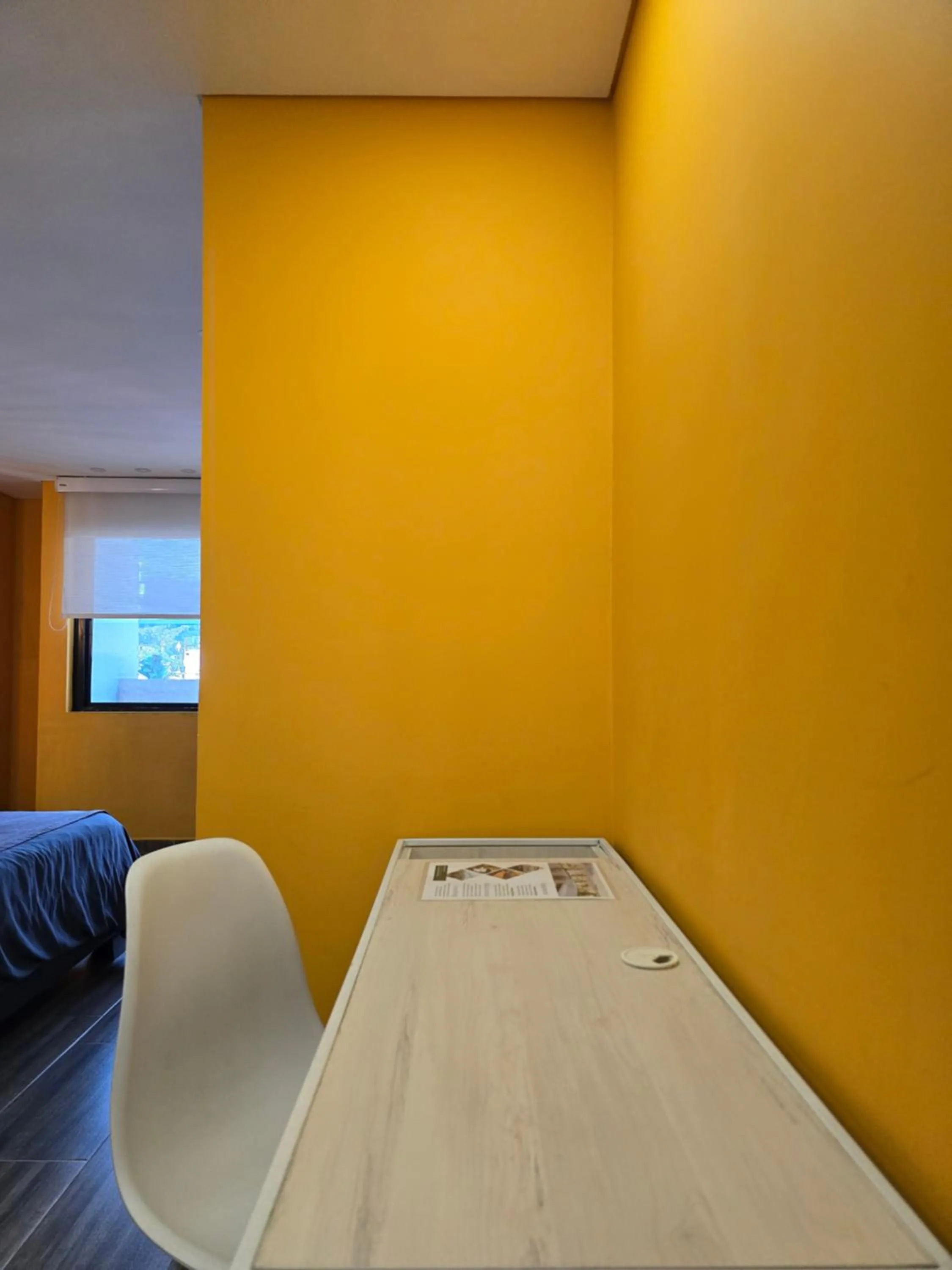 Seating area in Estainn Hotel Coworking