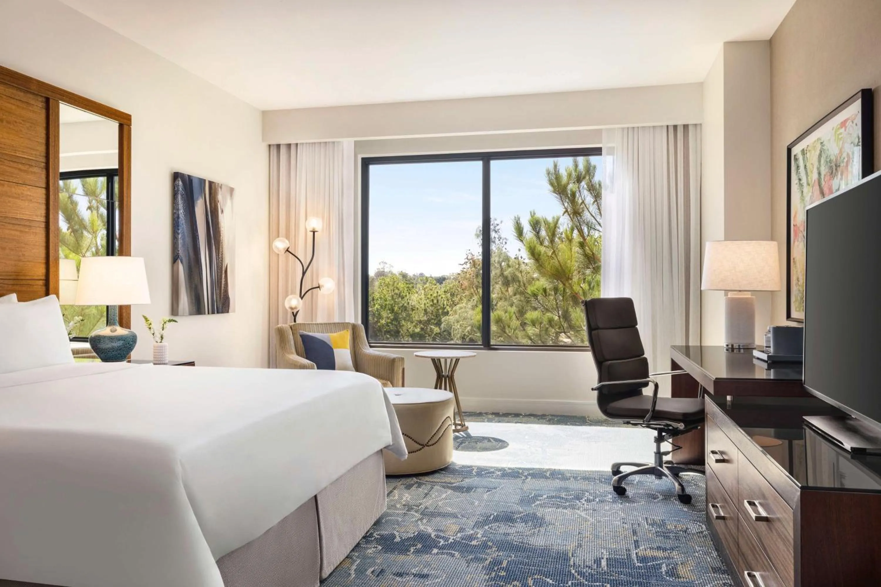 Bedroom, Bed in The Woodlands Resort, Curio Collection by Hilton