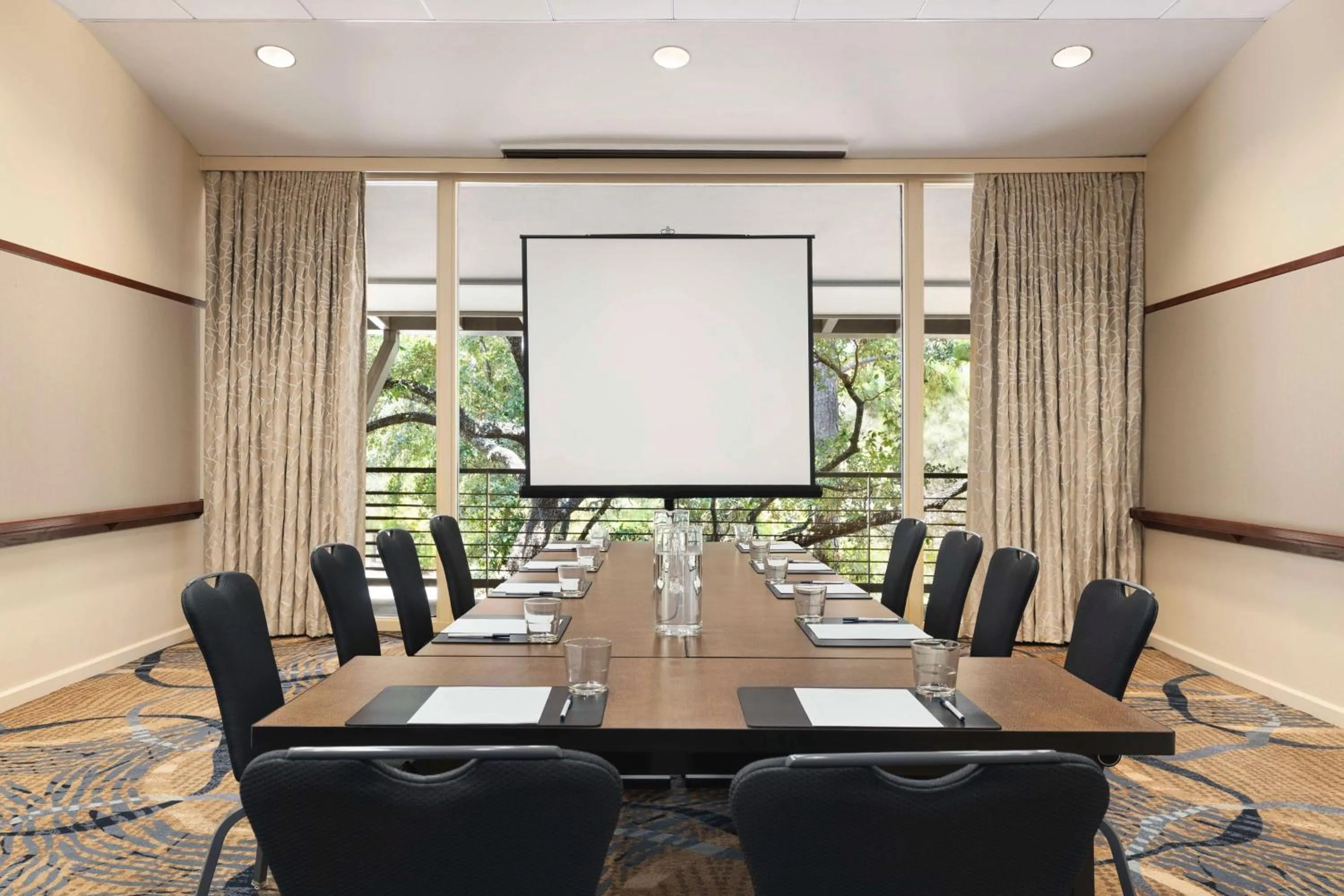 Meeting/conference room in The Woodlands Resort, Curio Collection by Hilton