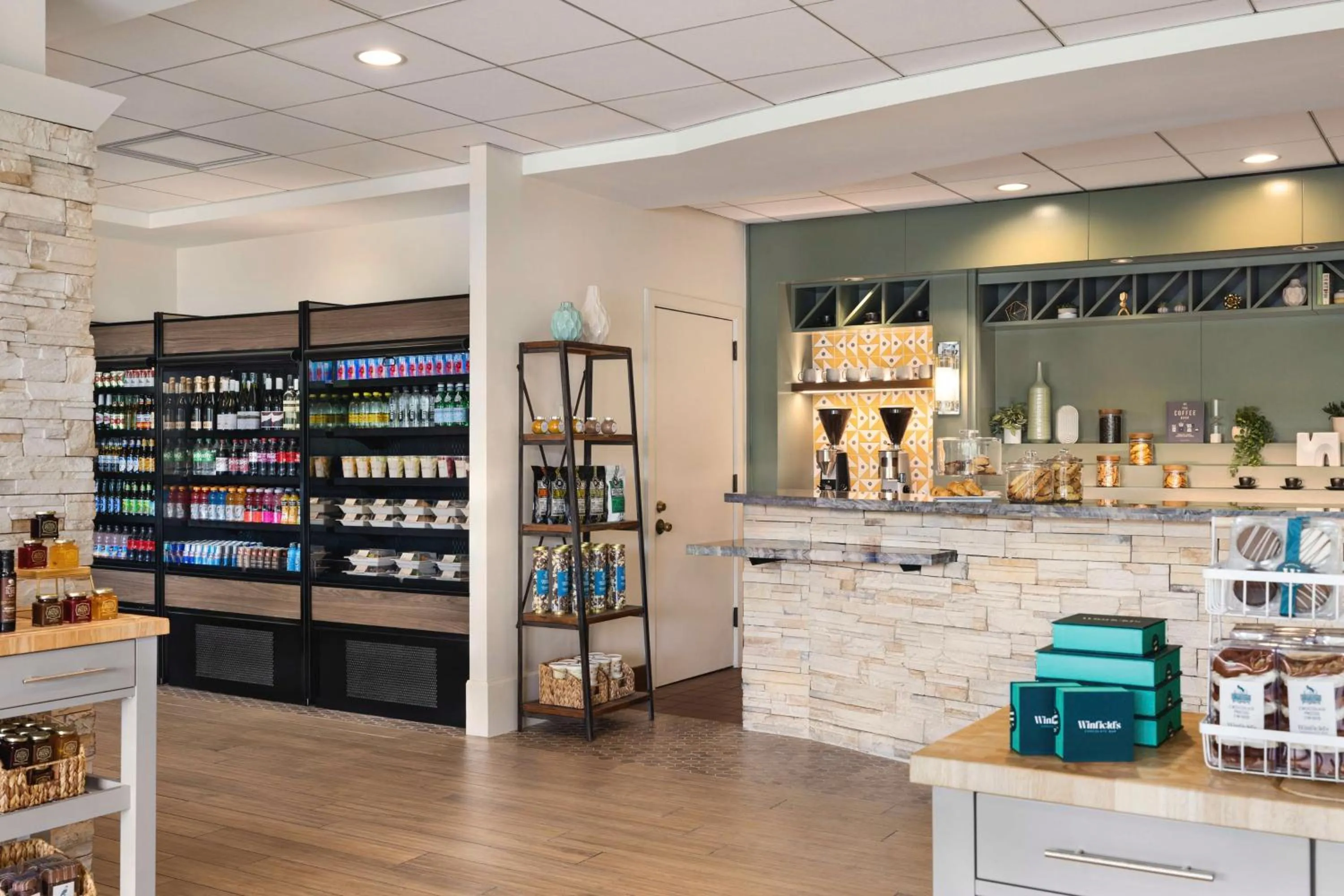 Dining area in The Woodlands Resort, Curio Collection by Hilton