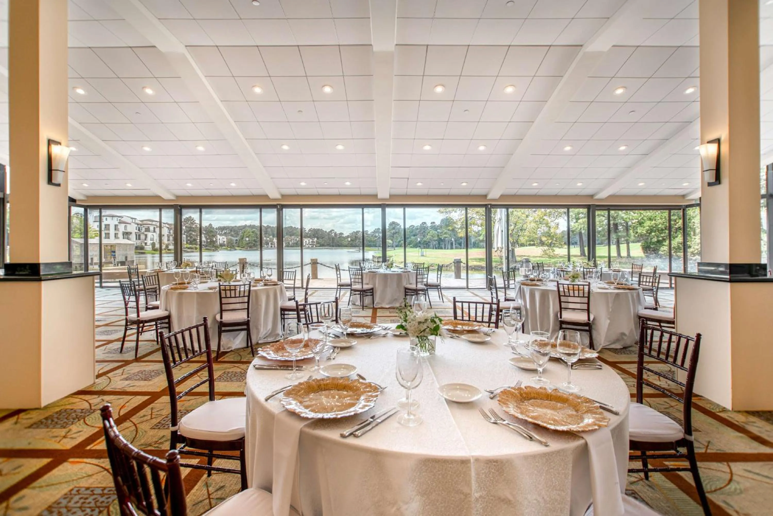 Meeting/conference room in The Woodlands Resort, Curio Collection by Hilton