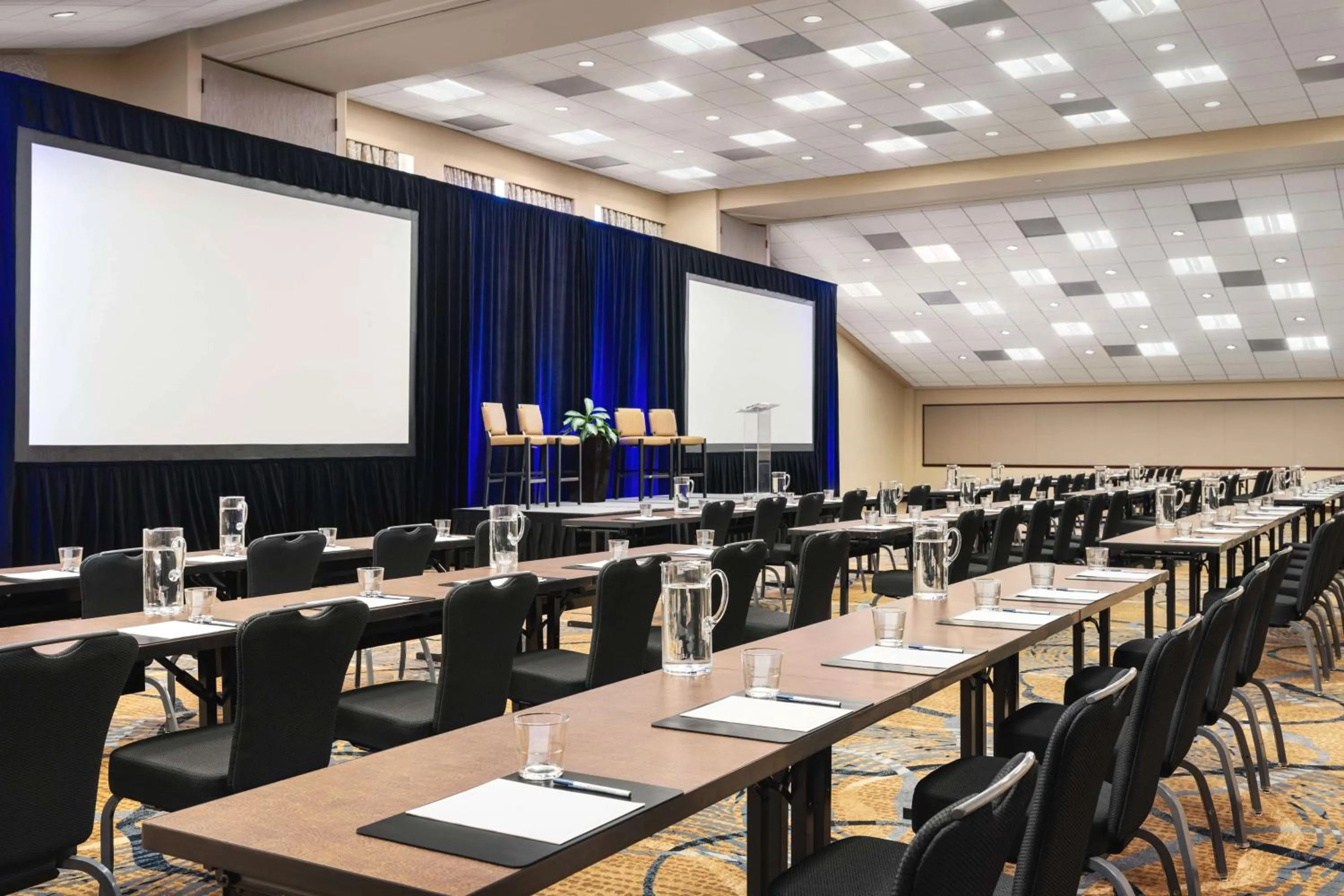 Meeting/conference room in The Woodlands Resort, Curio Collection by Hilton