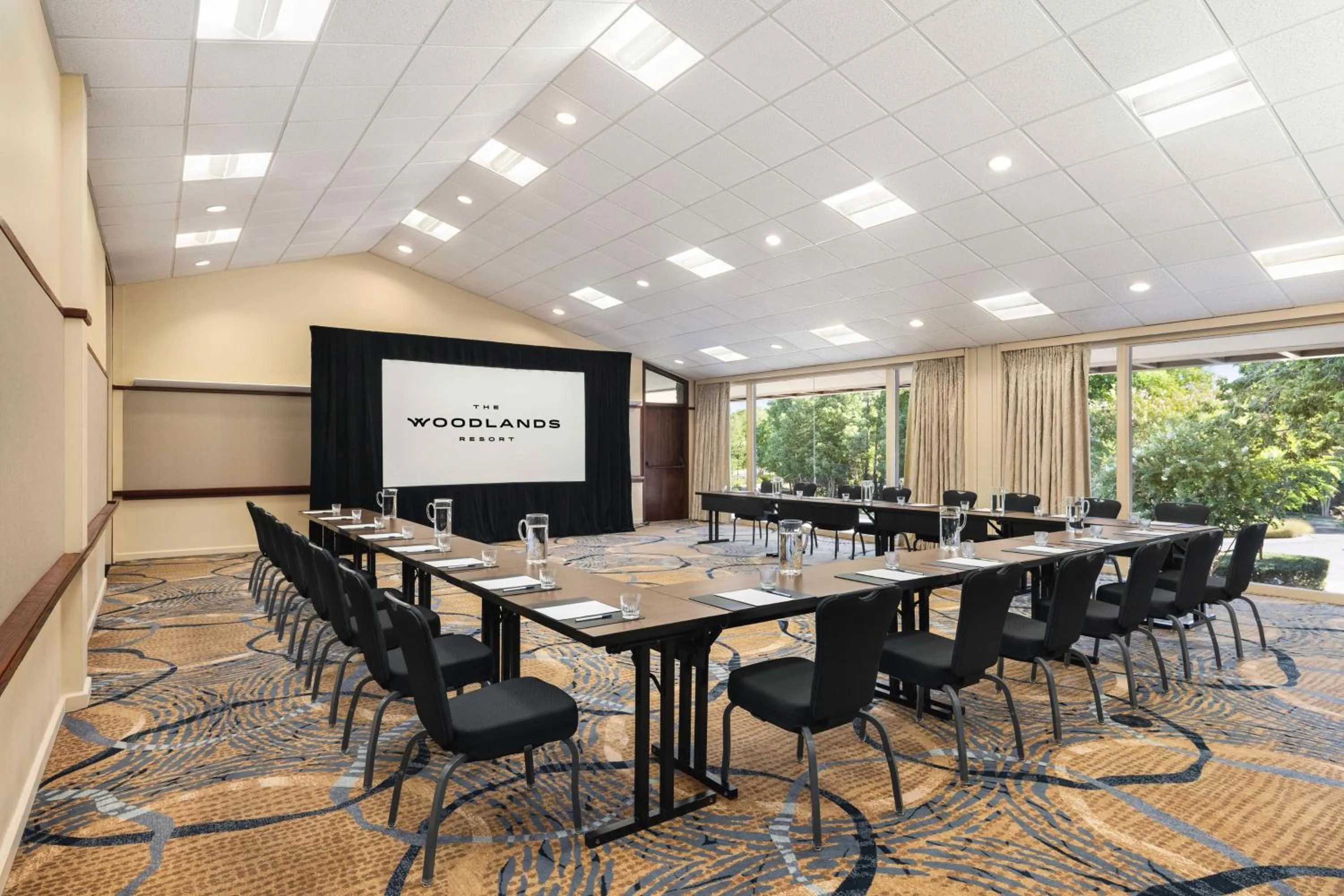 Meeting/conference room in The Woodlands Resort, Curio Collection by Hilton