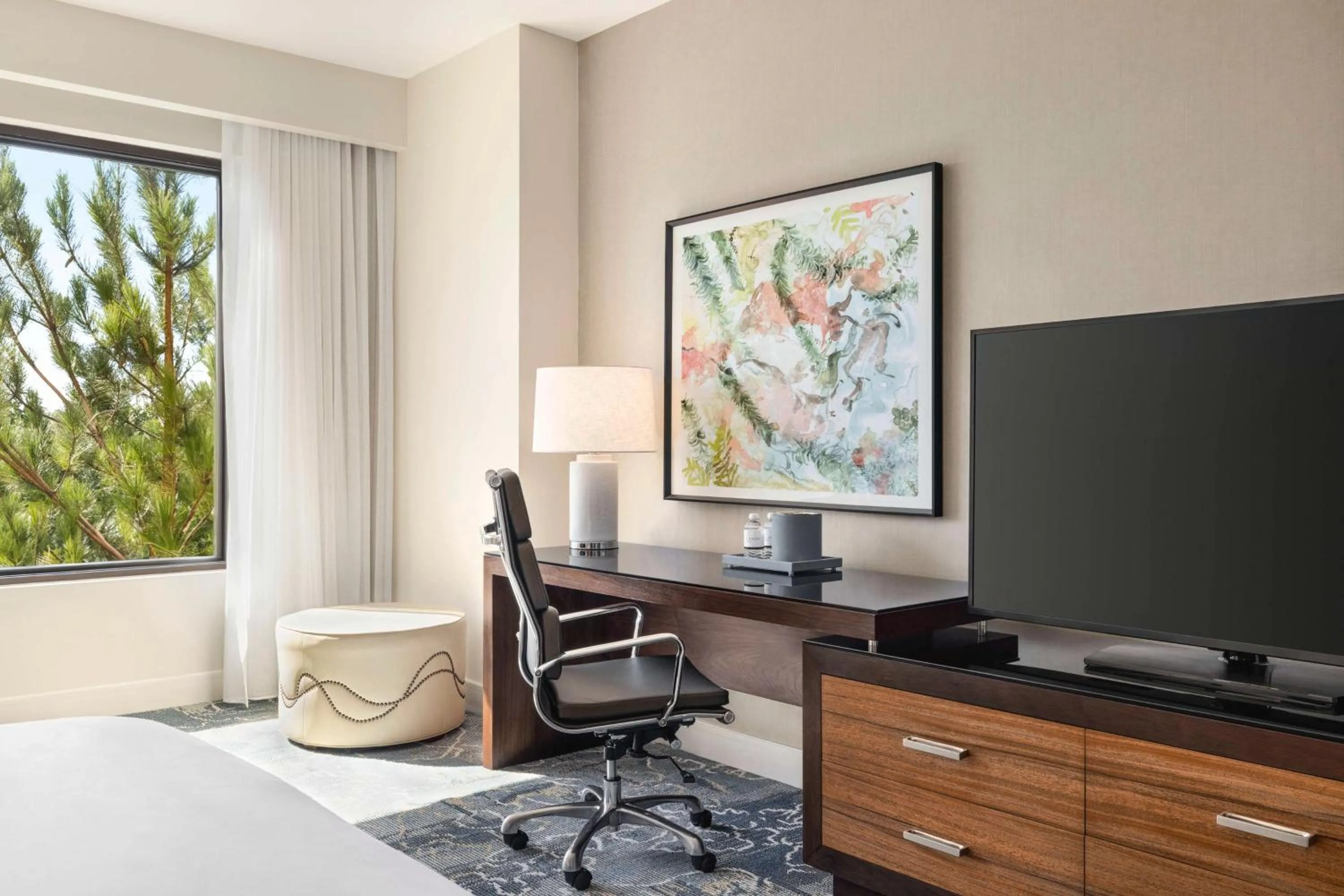 Bedroom in The Woodlands Resort, Curio Collection by Hilton