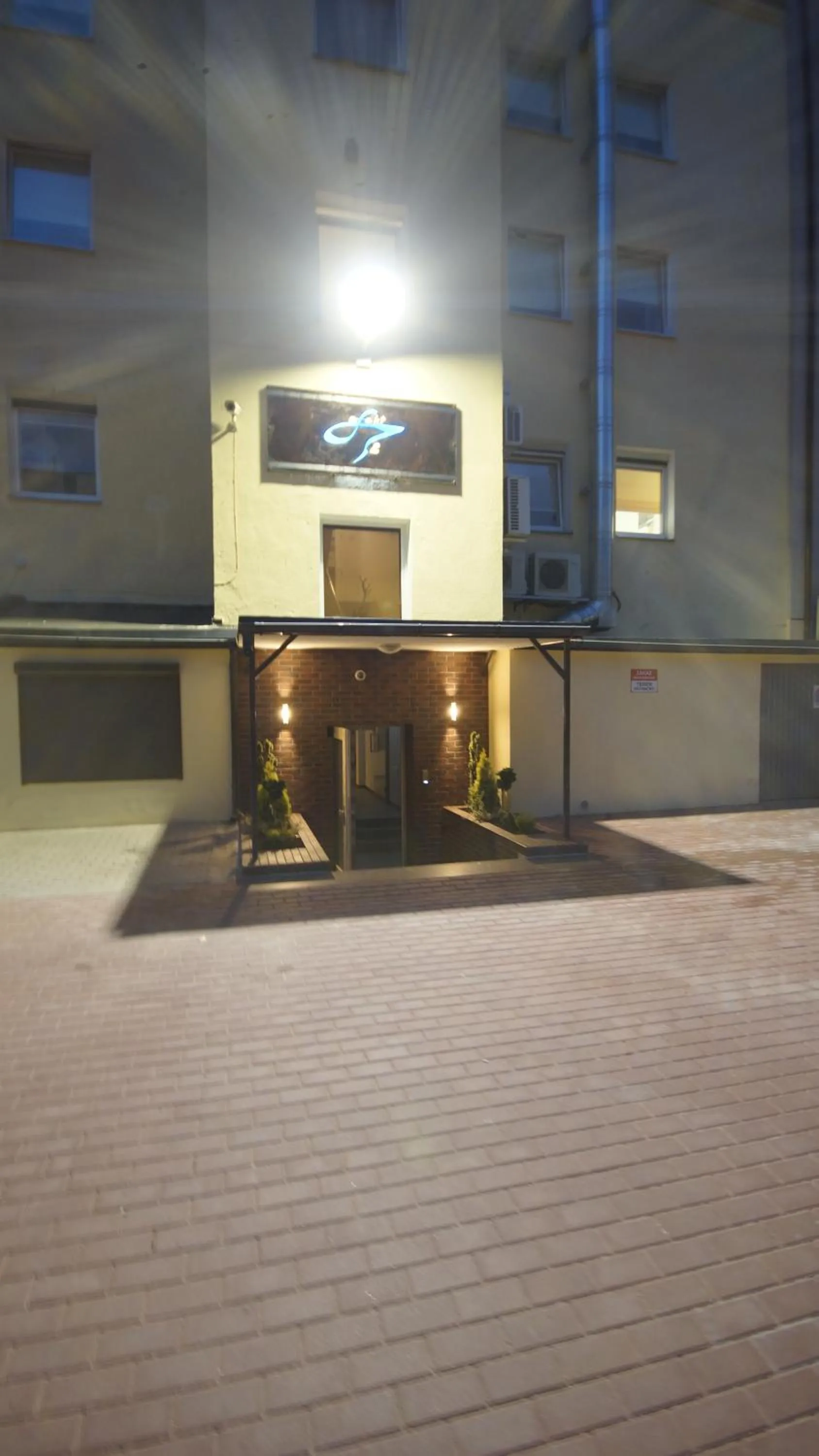 Property building in Apartamenty Efekt 72