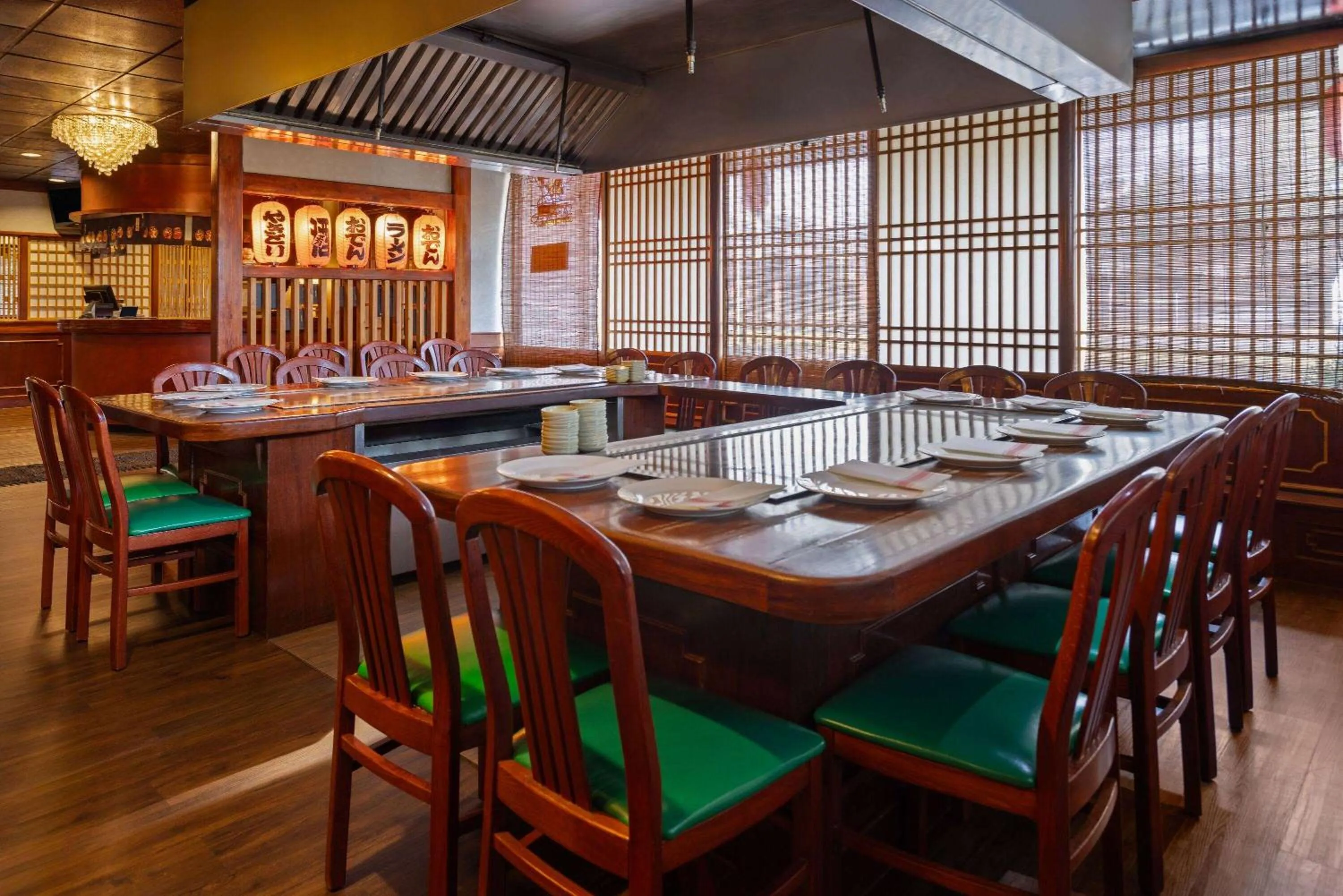 Restaurant/places to eat in Ramada by Wyndham Parsippany