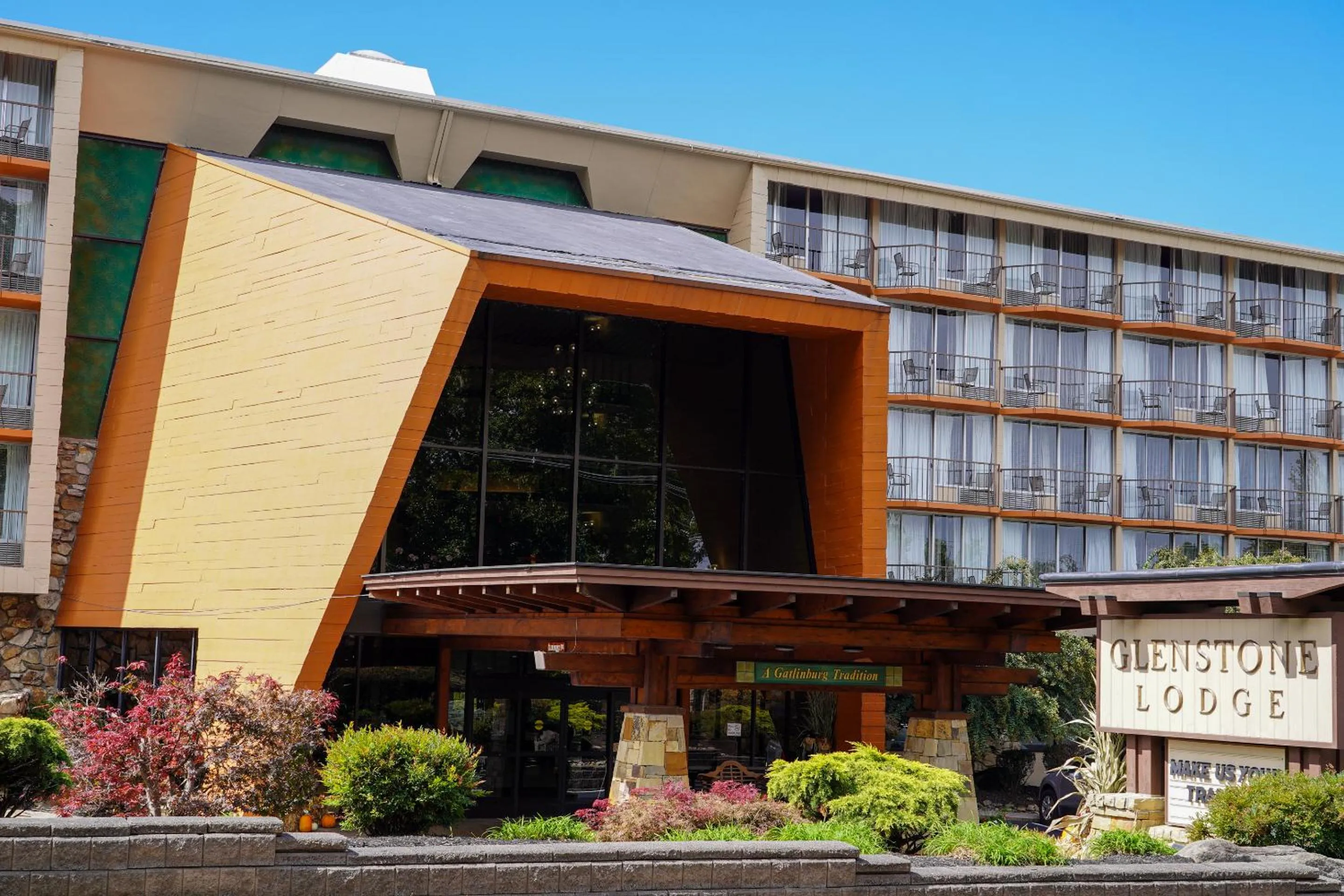 Property building in Glenstone Lodge