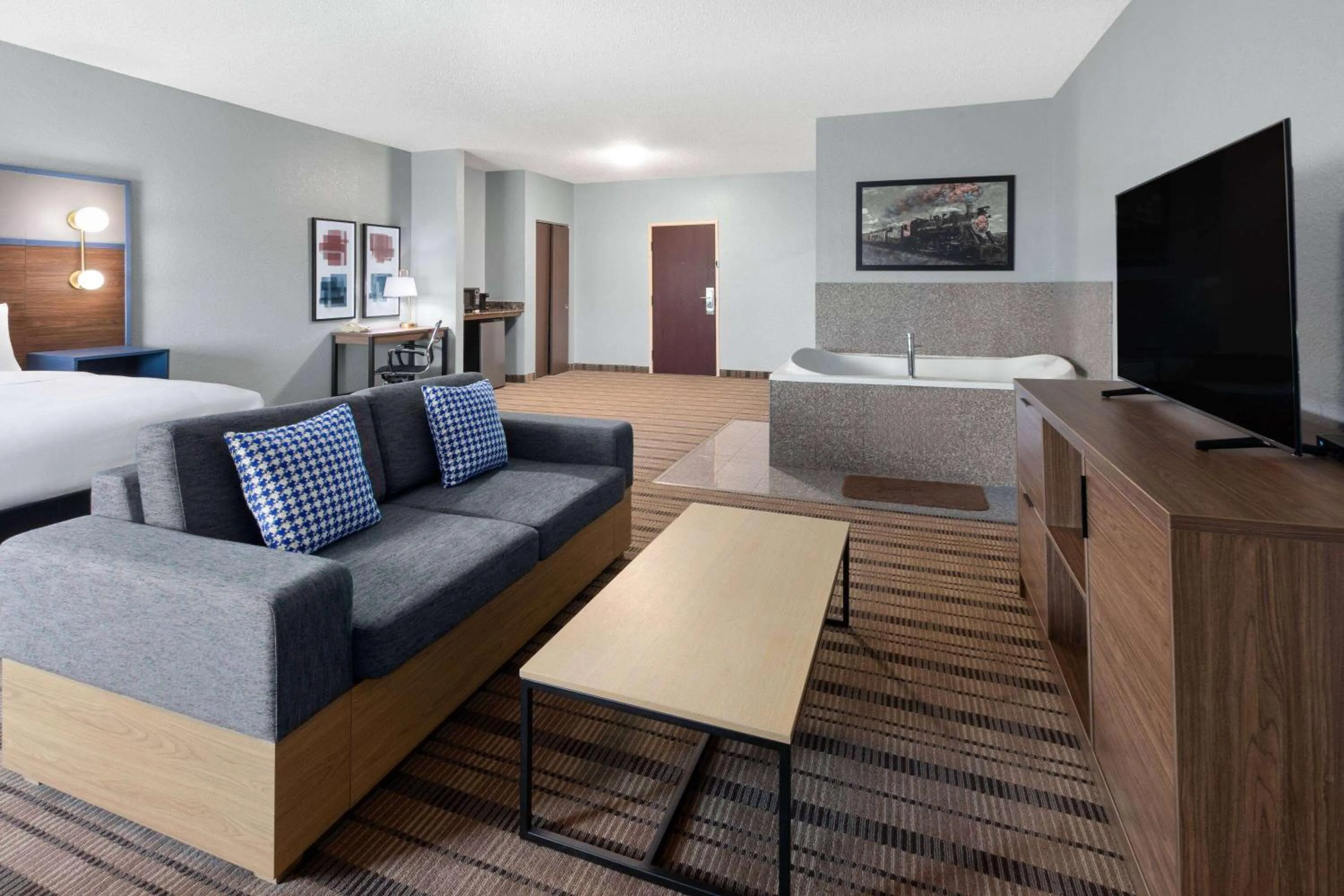 Photo of the whole room in AmericInn by Wyndham Grinnell