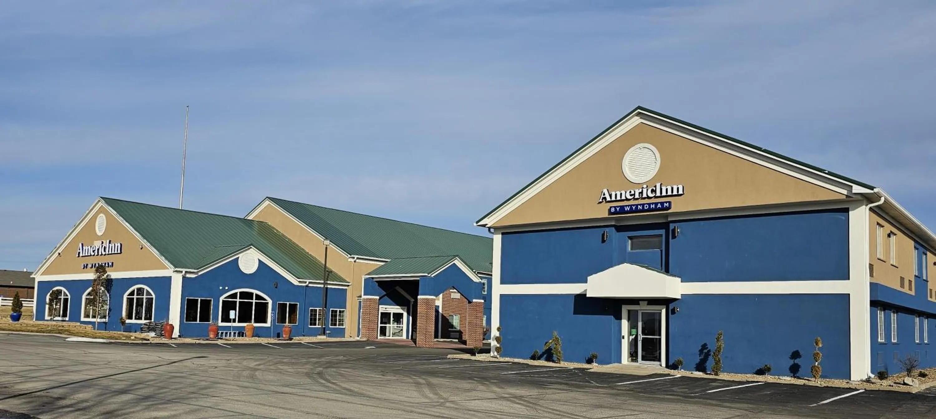 Property building in AmericInn by Wyndham Grinnell