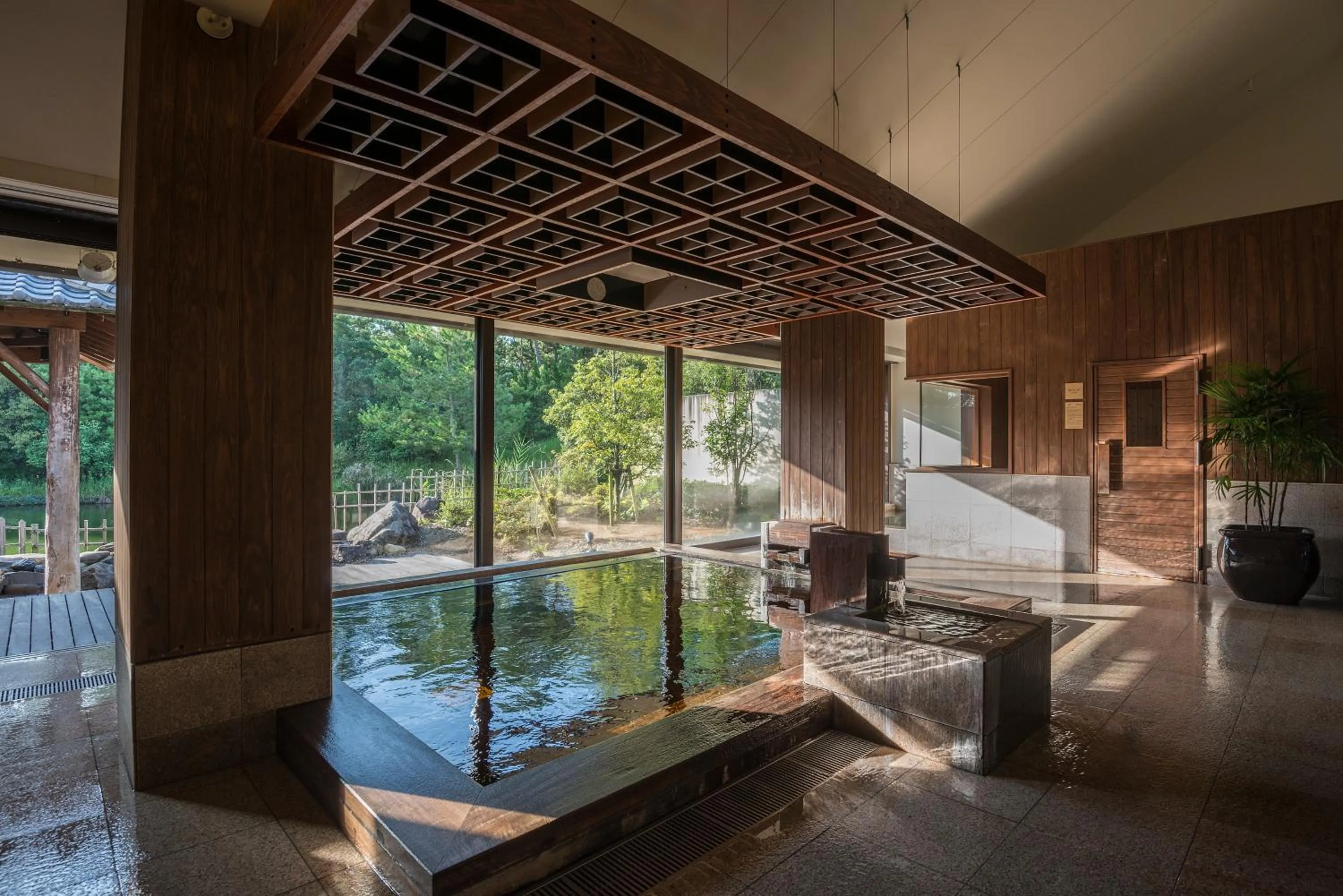 Hot Spring Bath in Phoenix Seagaia Ocean Tower