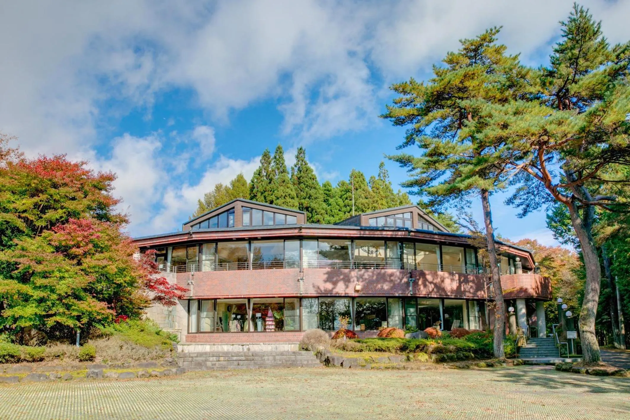 Property building in Lake Yamanakako Shuzansou