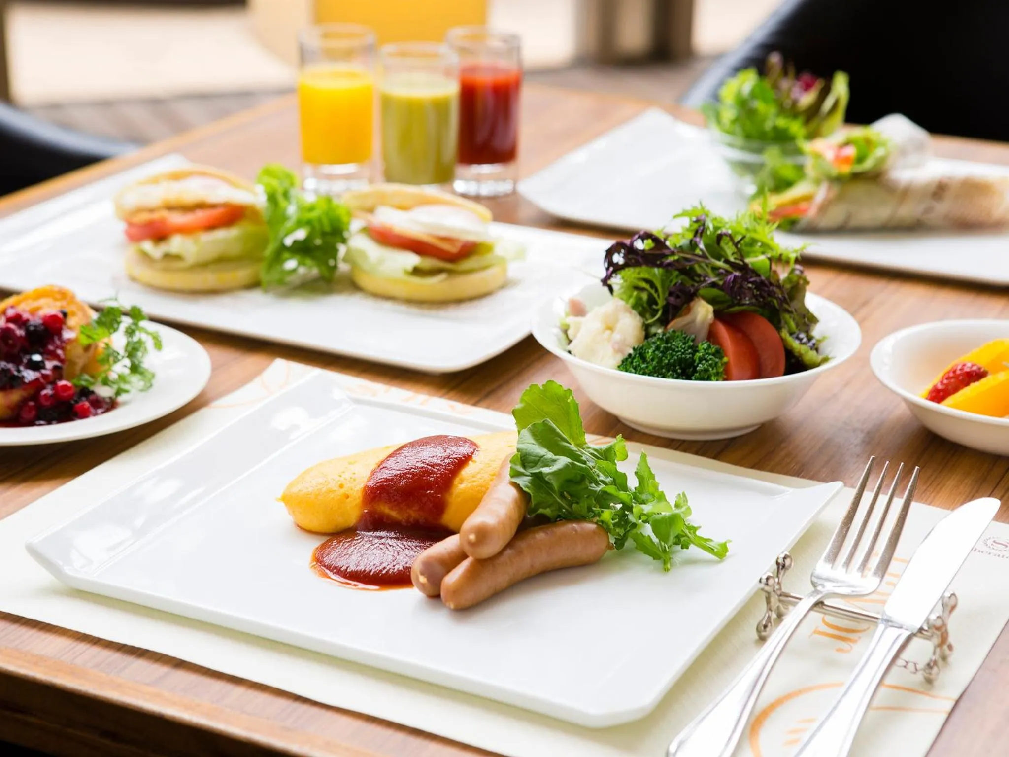 Restaurant/places to eat in Kobe Bay Sheraton Hotel & Towers