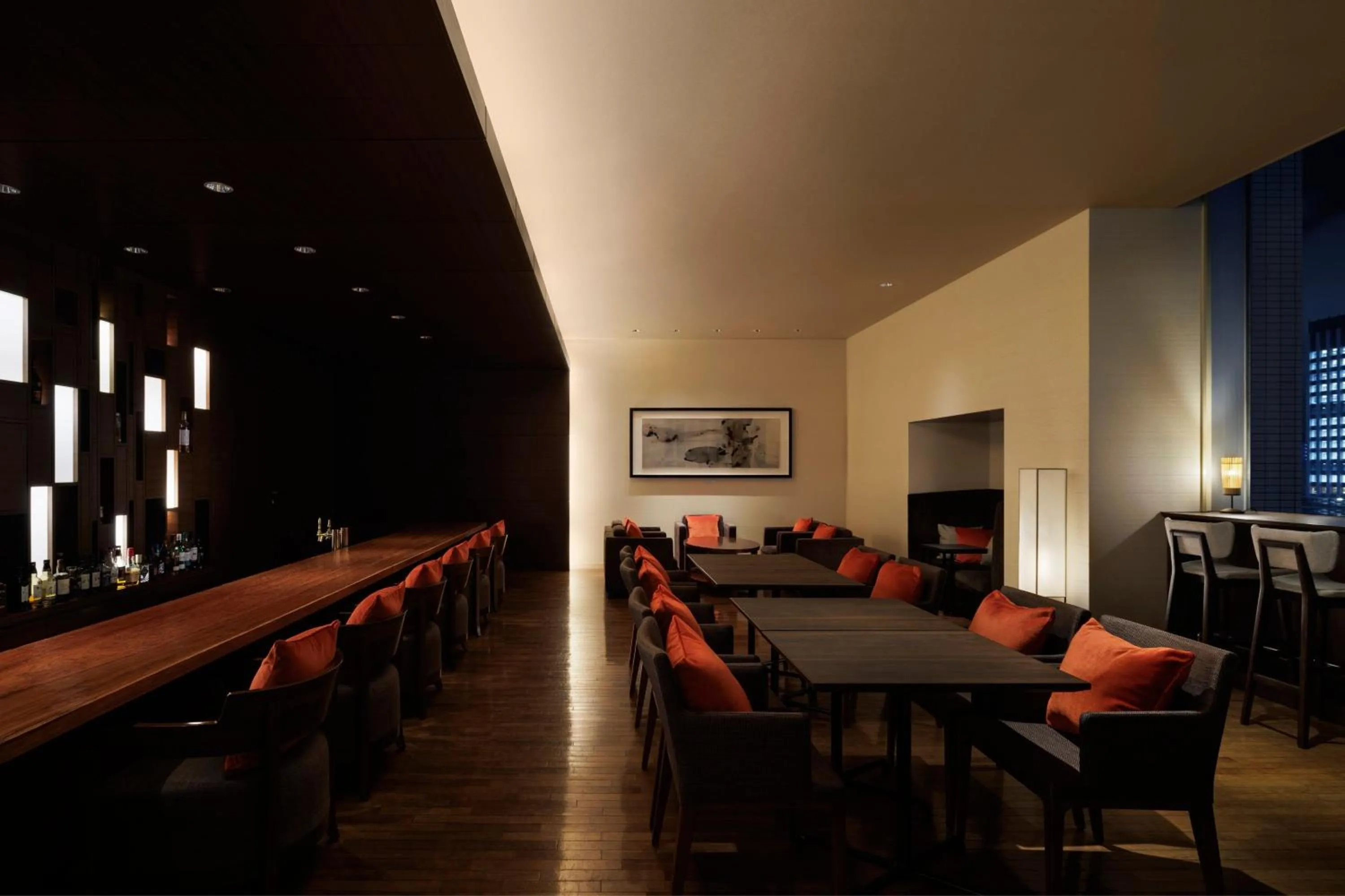 Lounge or bar in Sheraton Grand Hiroshima Hotel