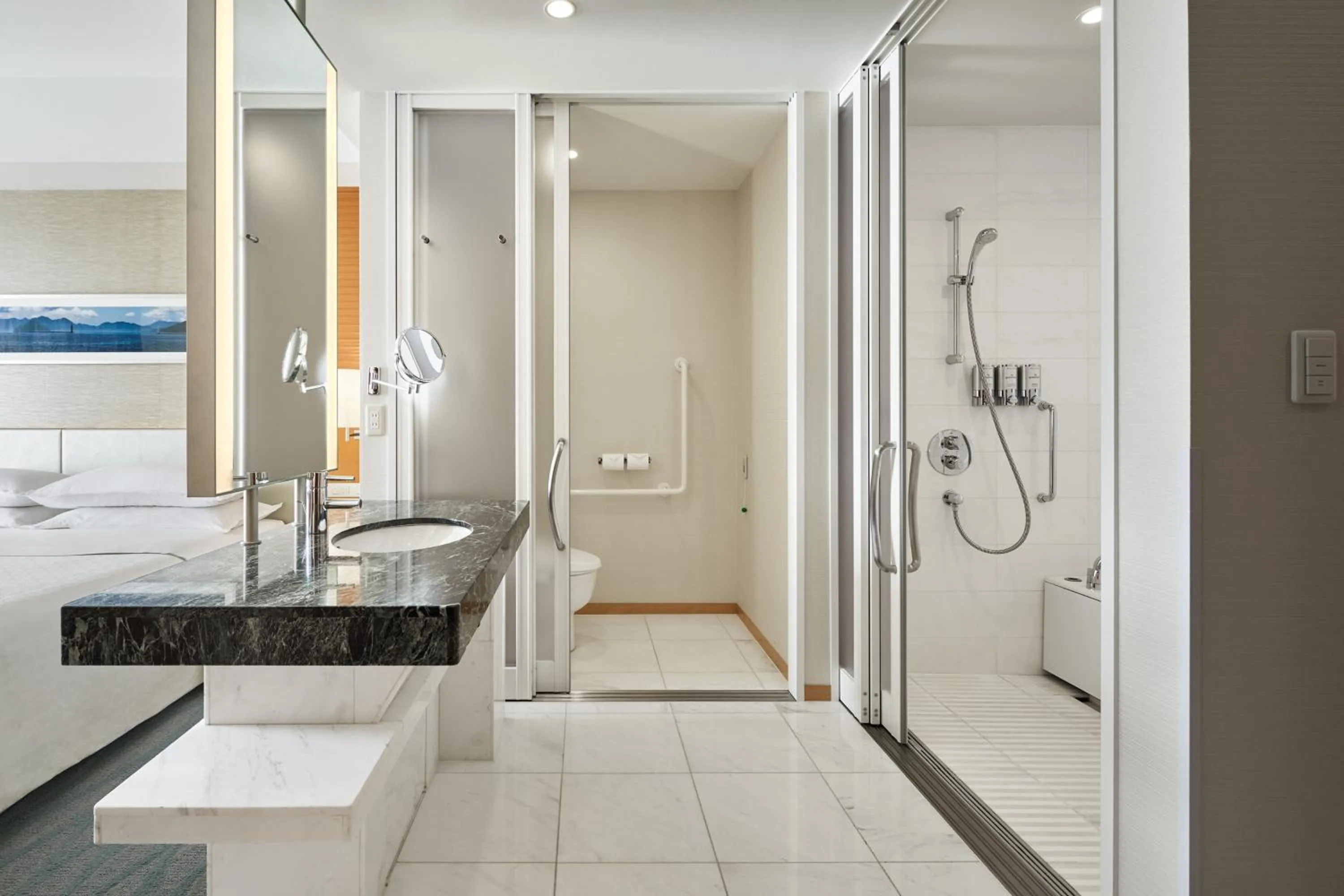 Bathroom, Bed in Sheraton Grand Hiroshima Hotel
