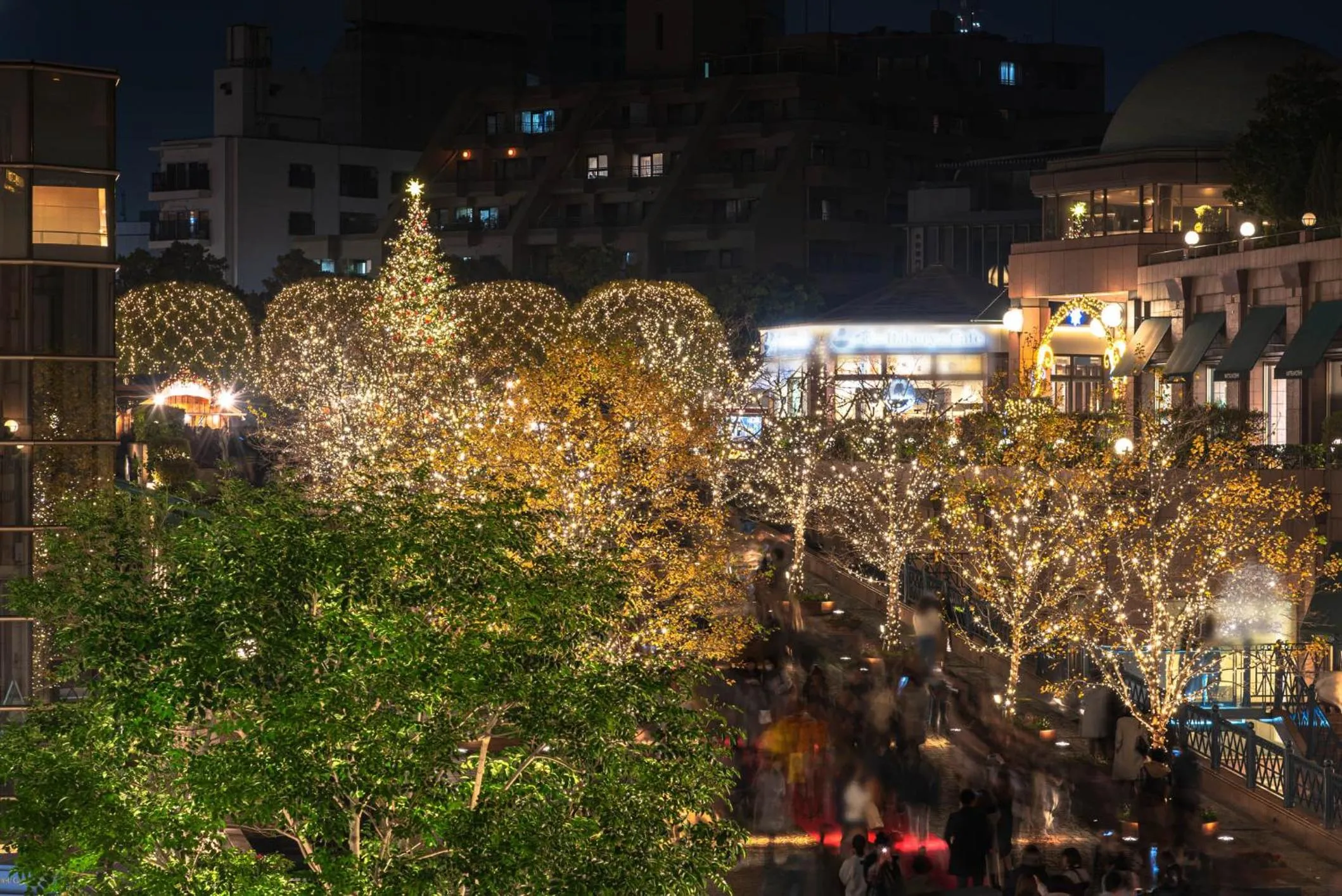 Property building in The Westin Tokyo