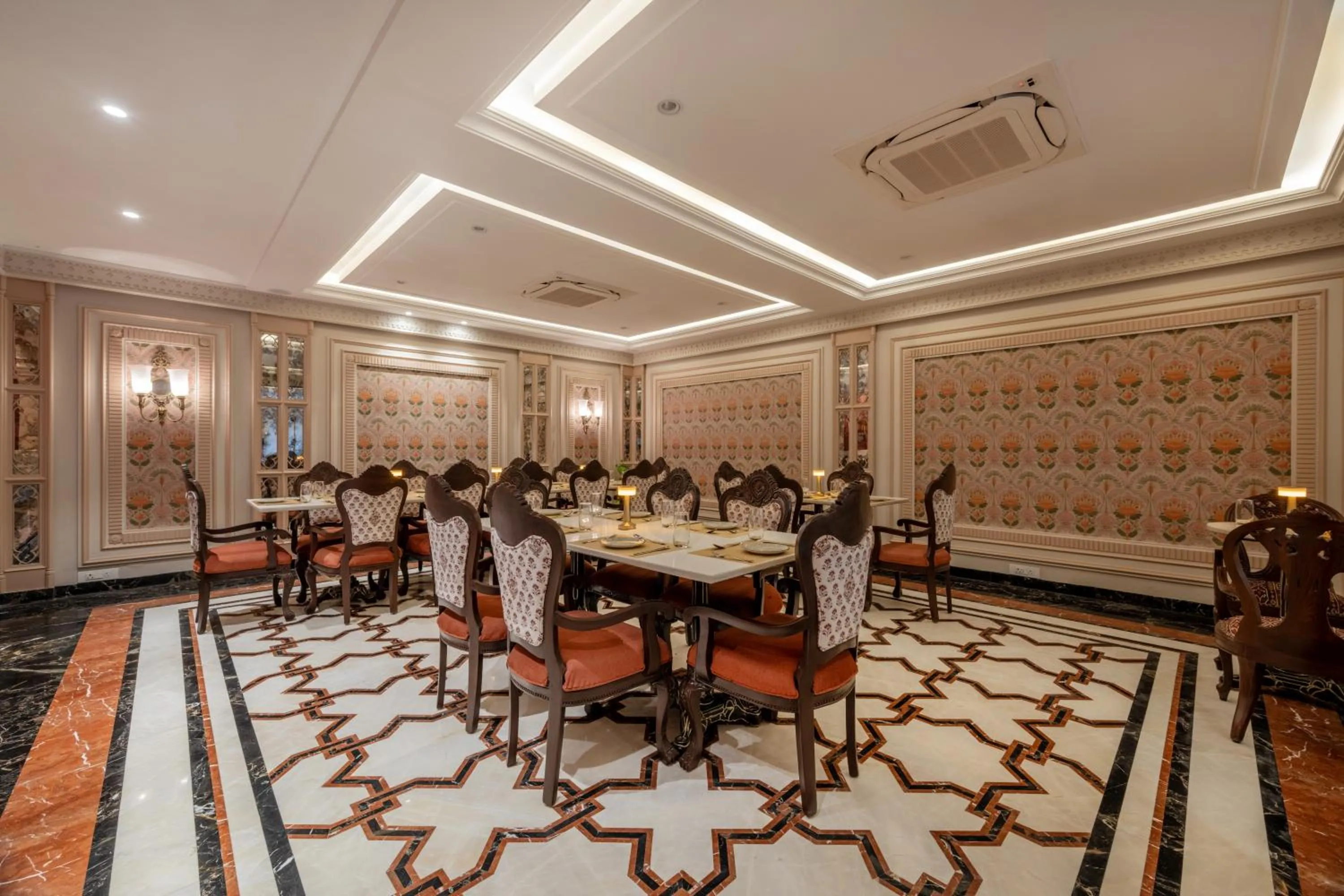 Restaurant/places to eat in The Residency - A Boutique Hotel