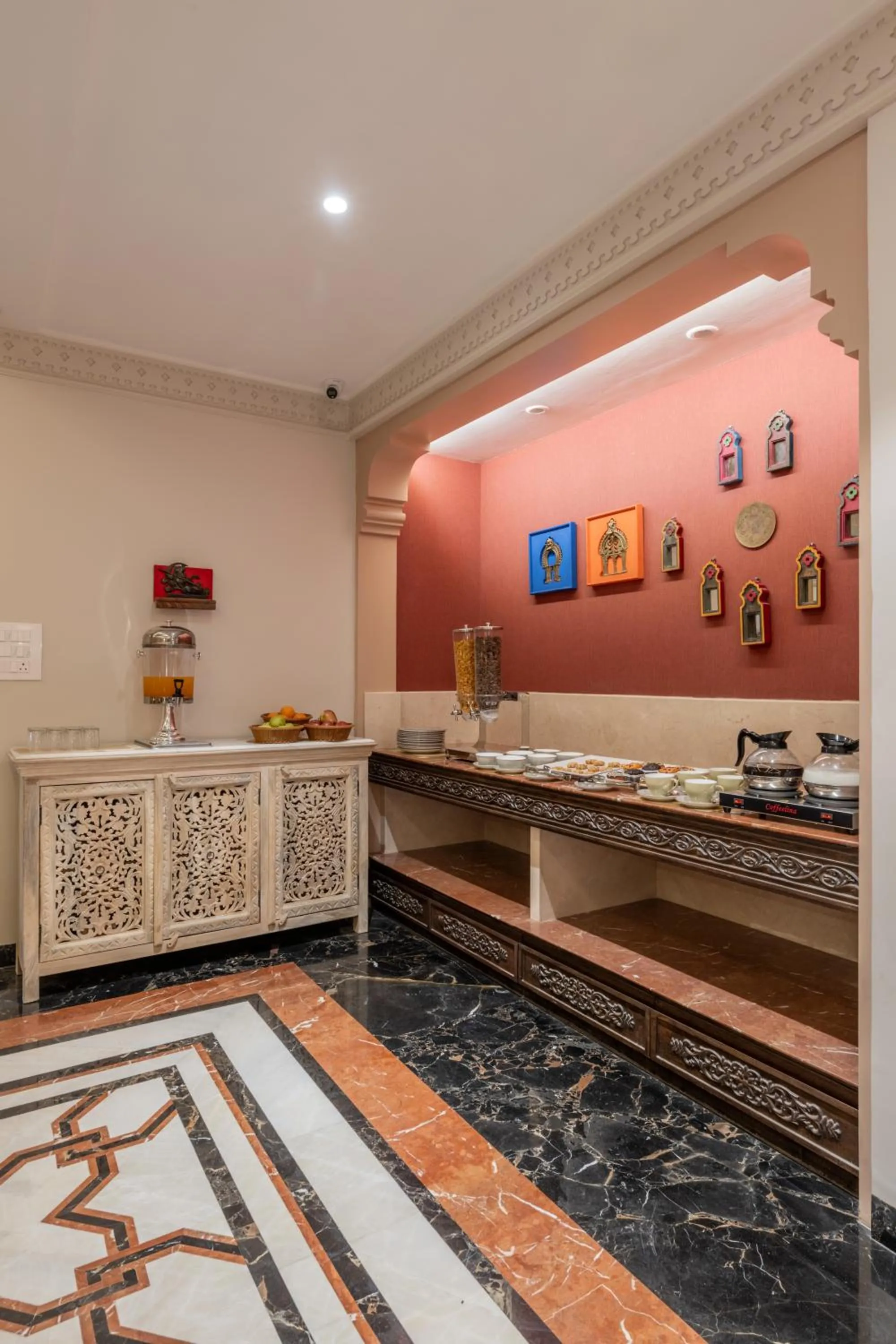 Food in The Residency - A Boutique Hotel