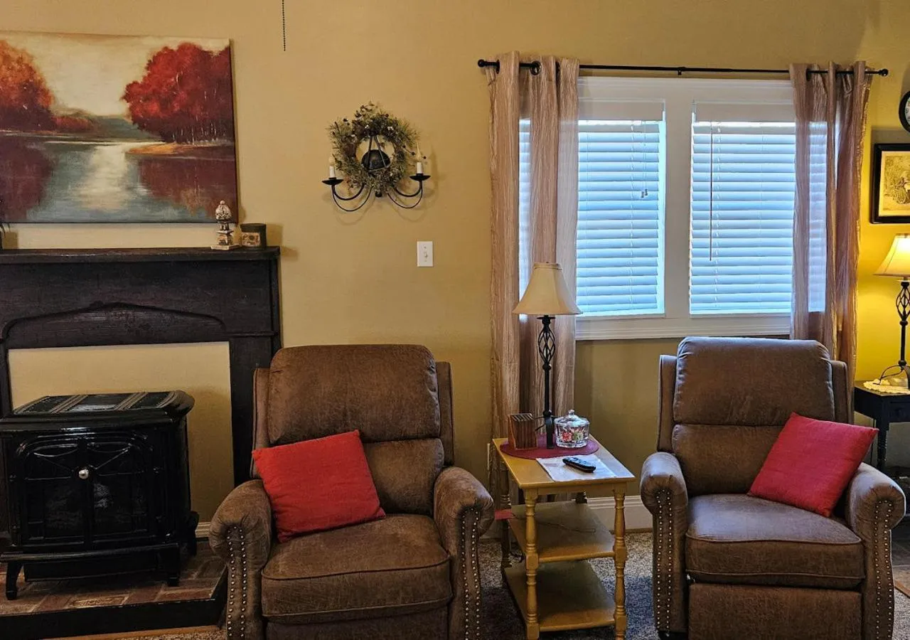 Living room in Piney Hill B&B and Cottages