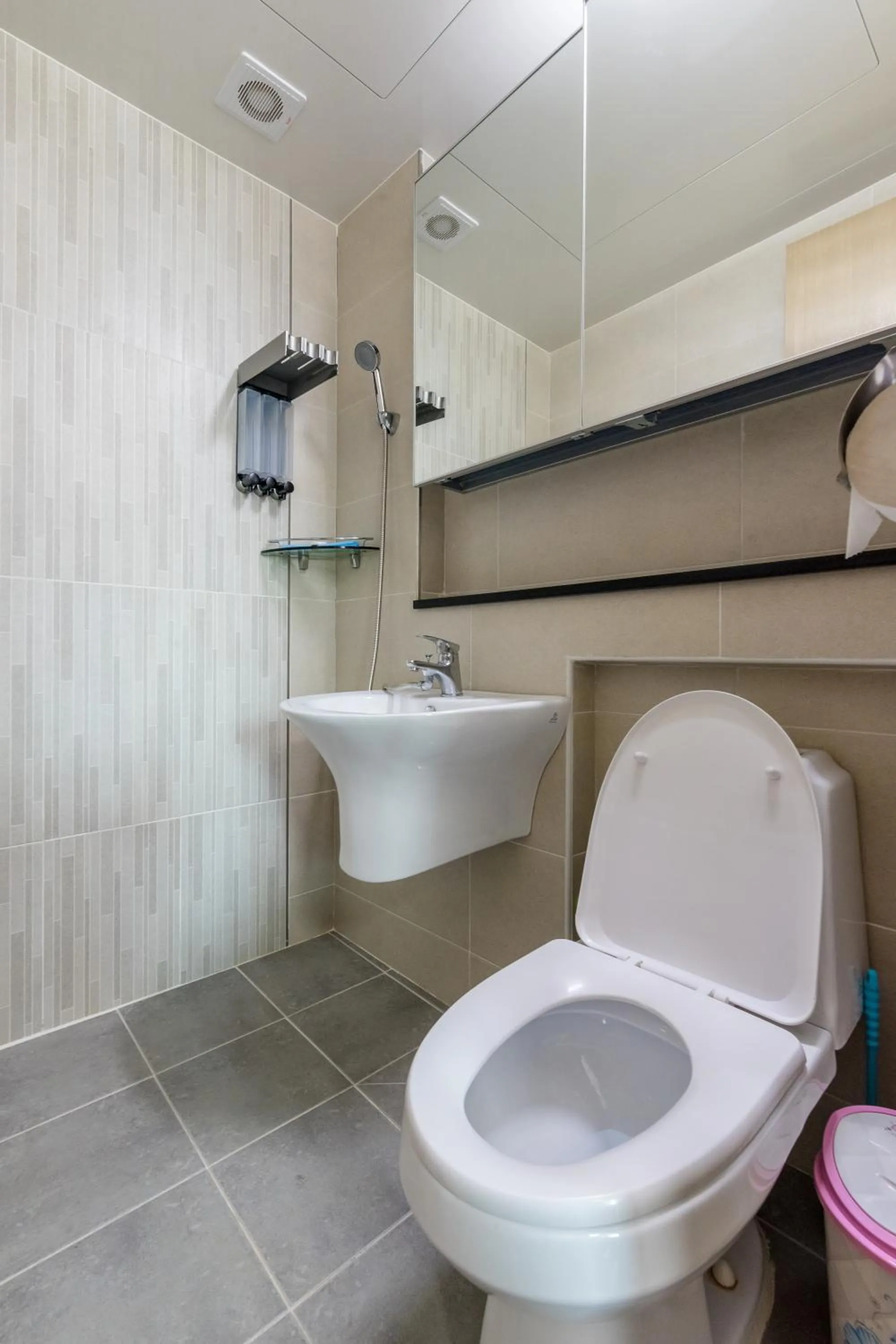 Home Fourest Residence Hotel Okpo