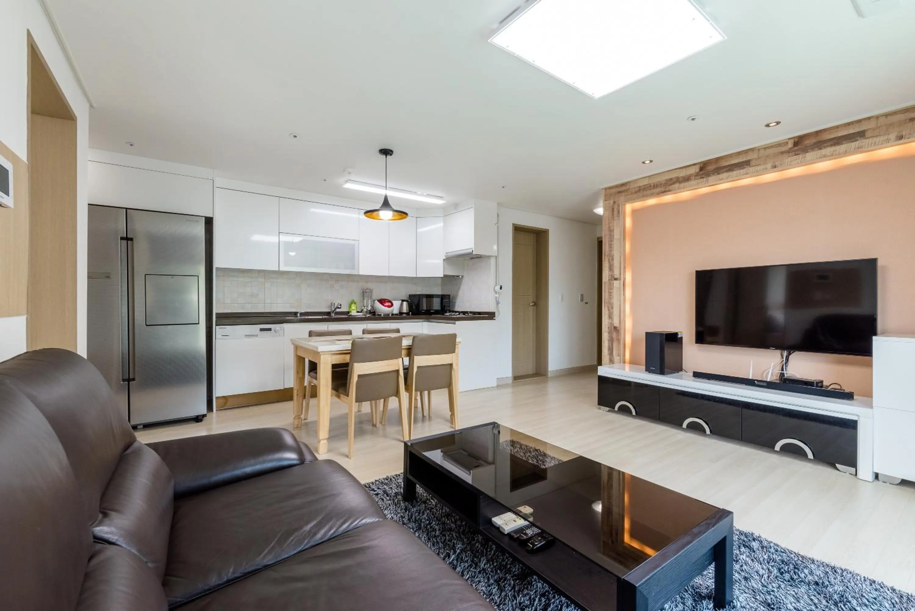 Home Fourest Residence Hotel Okpo