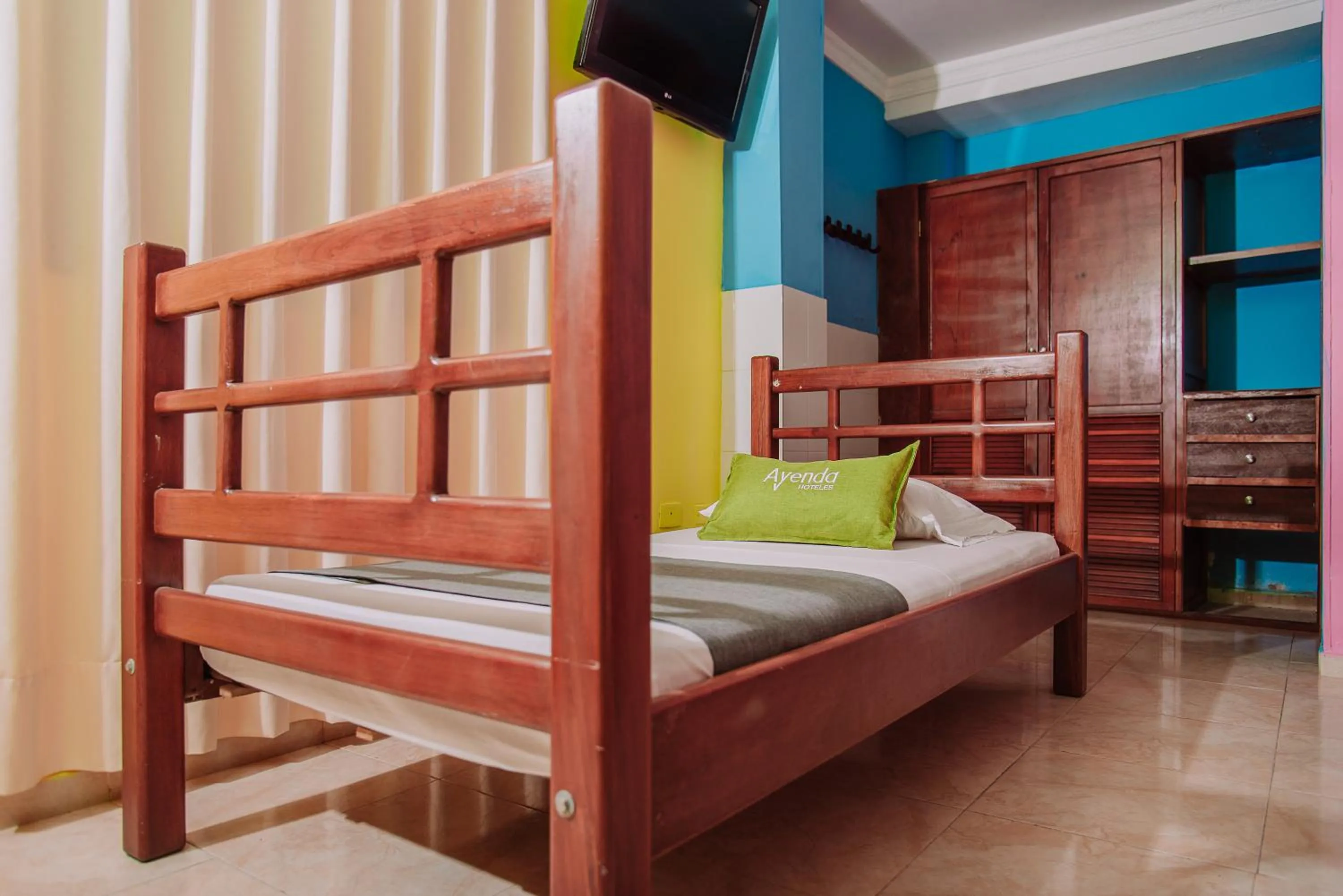 Bed in Hotel Tayrona Mágico