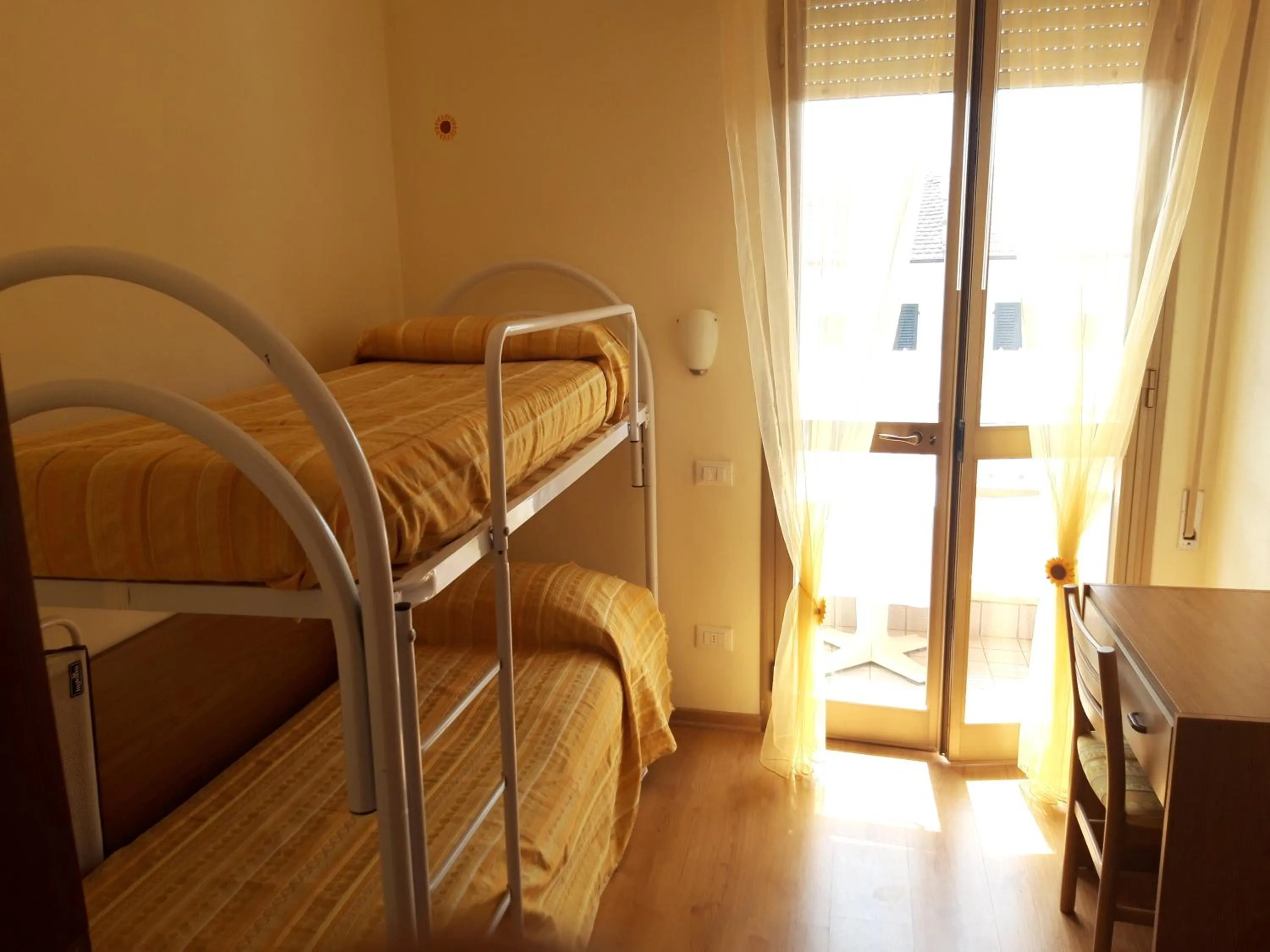 Photo of the whole room, Bed in Hotel Mariani