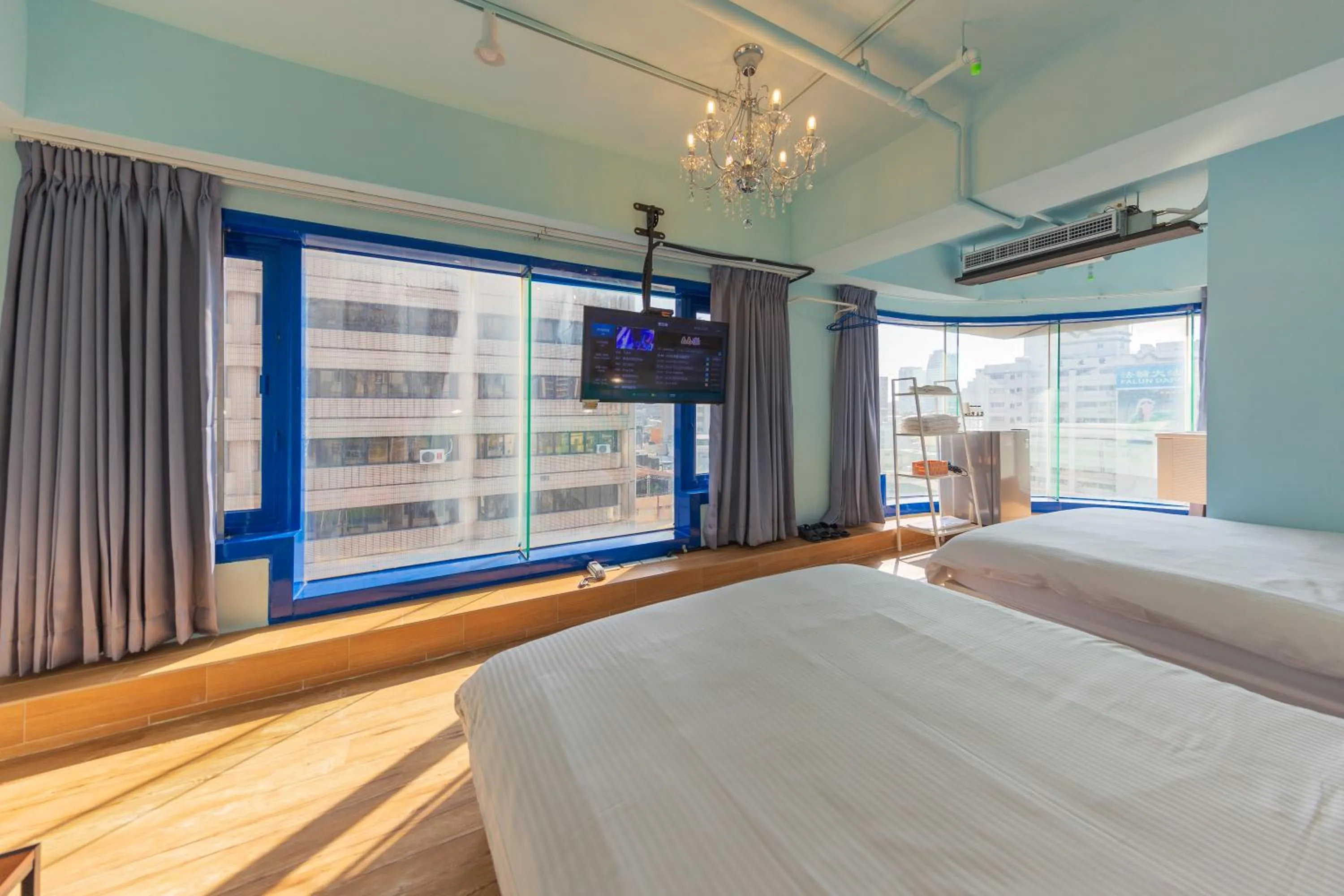 Photo of the whole room, Bed in Kaohsiung I Hi Hotel