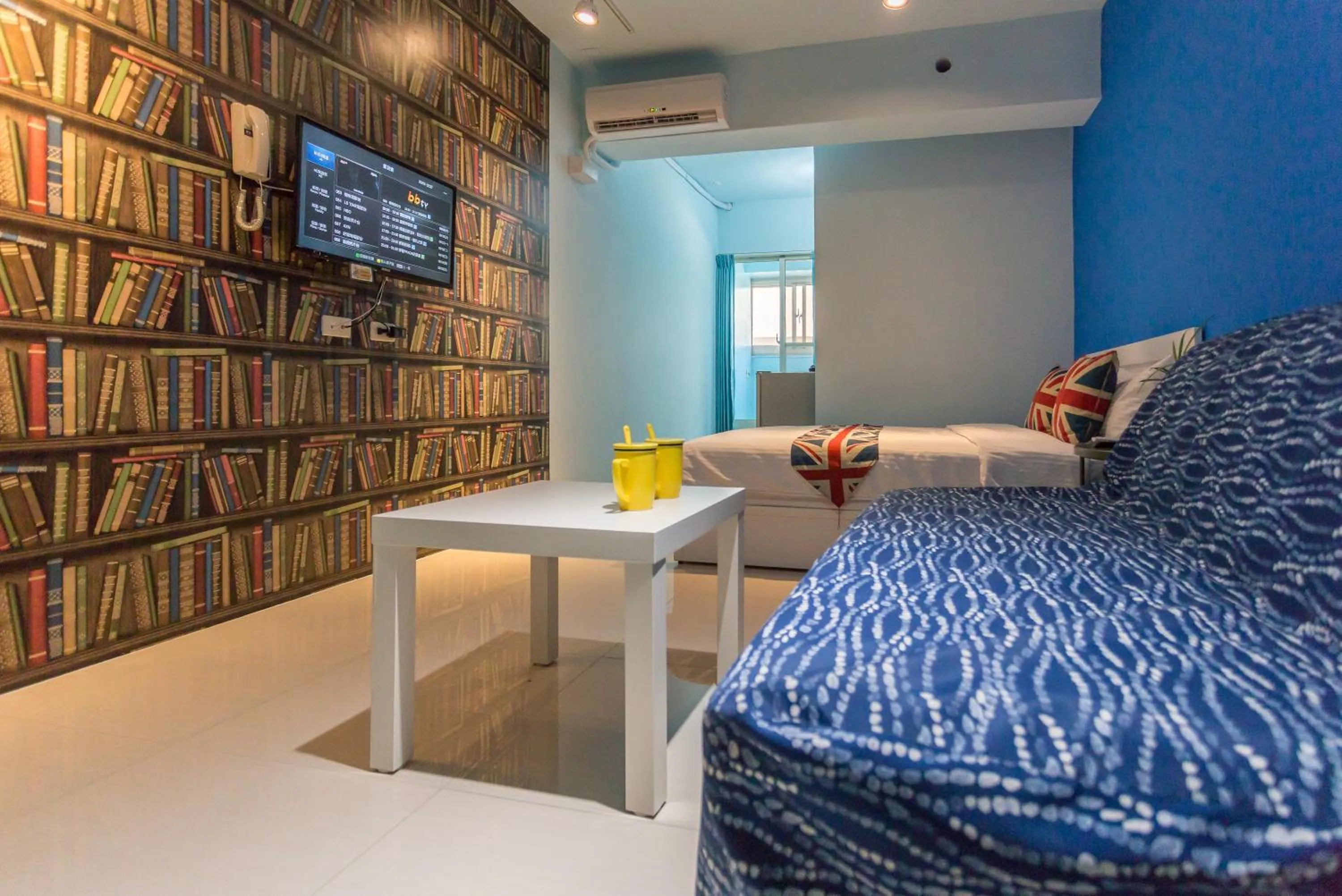 Living room, Library in Kaohsiung I Hi Hotel