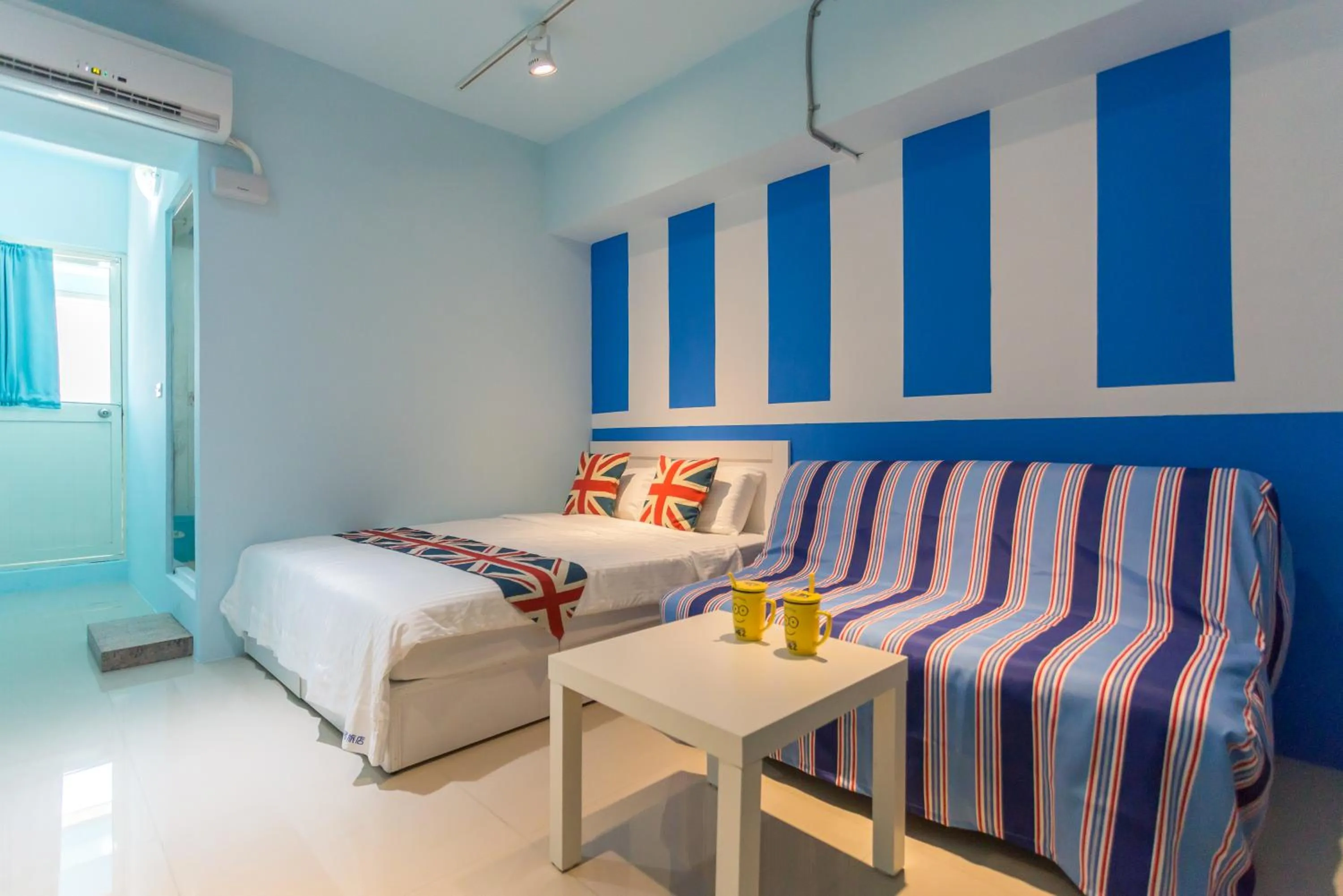 Bed in Kaohsiung I Hi Hotel