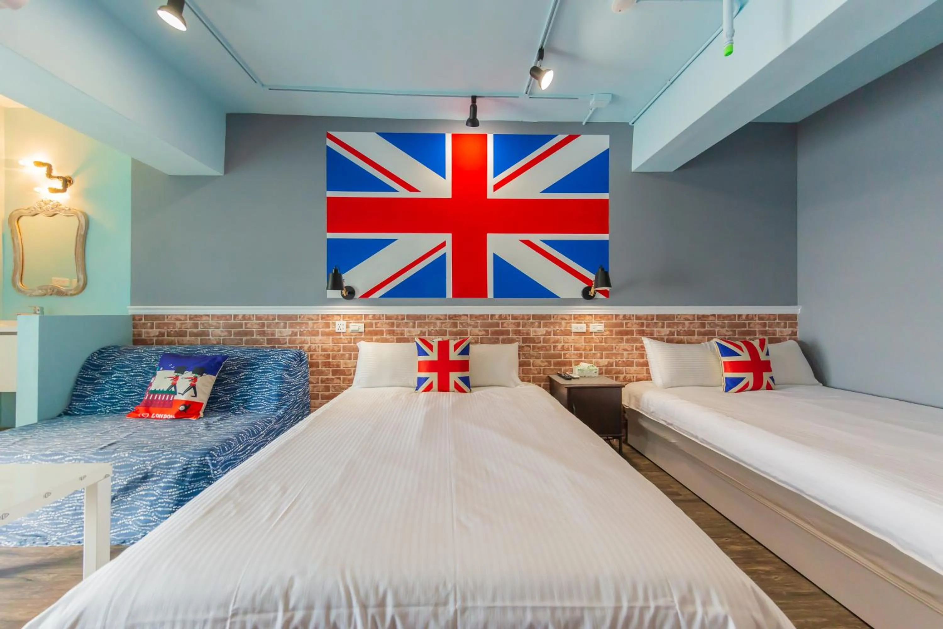 Bed in Kaohsiung I Hi Hotel