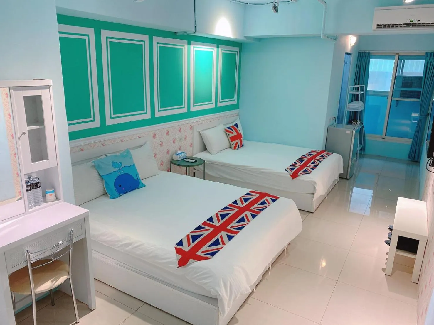 Bed in Kaohsiung I Hi Hotel