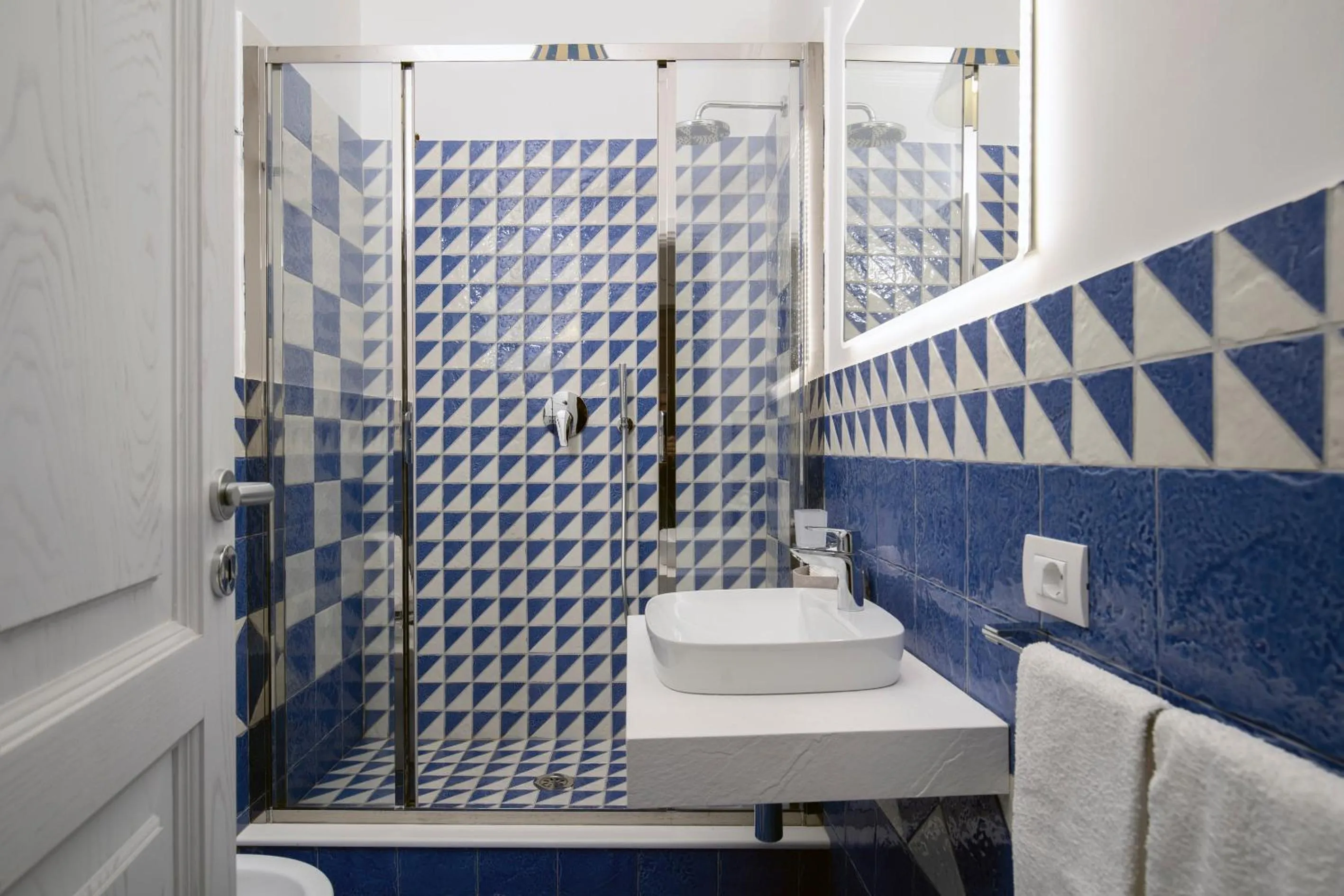 Bathroom in Monte Solaro Bed & Breakfast