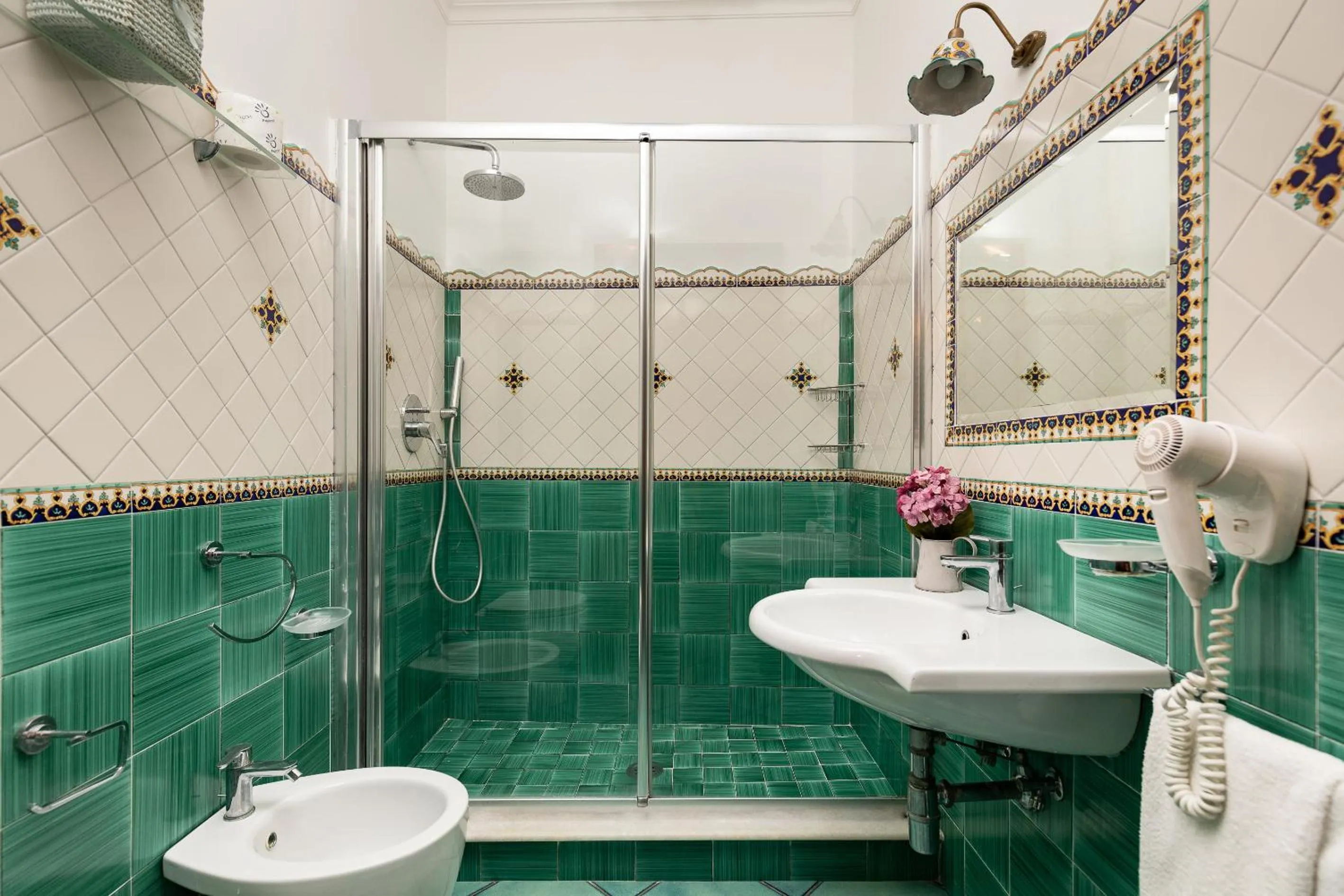 Shower in Monte Solaro Bed & Breakfast