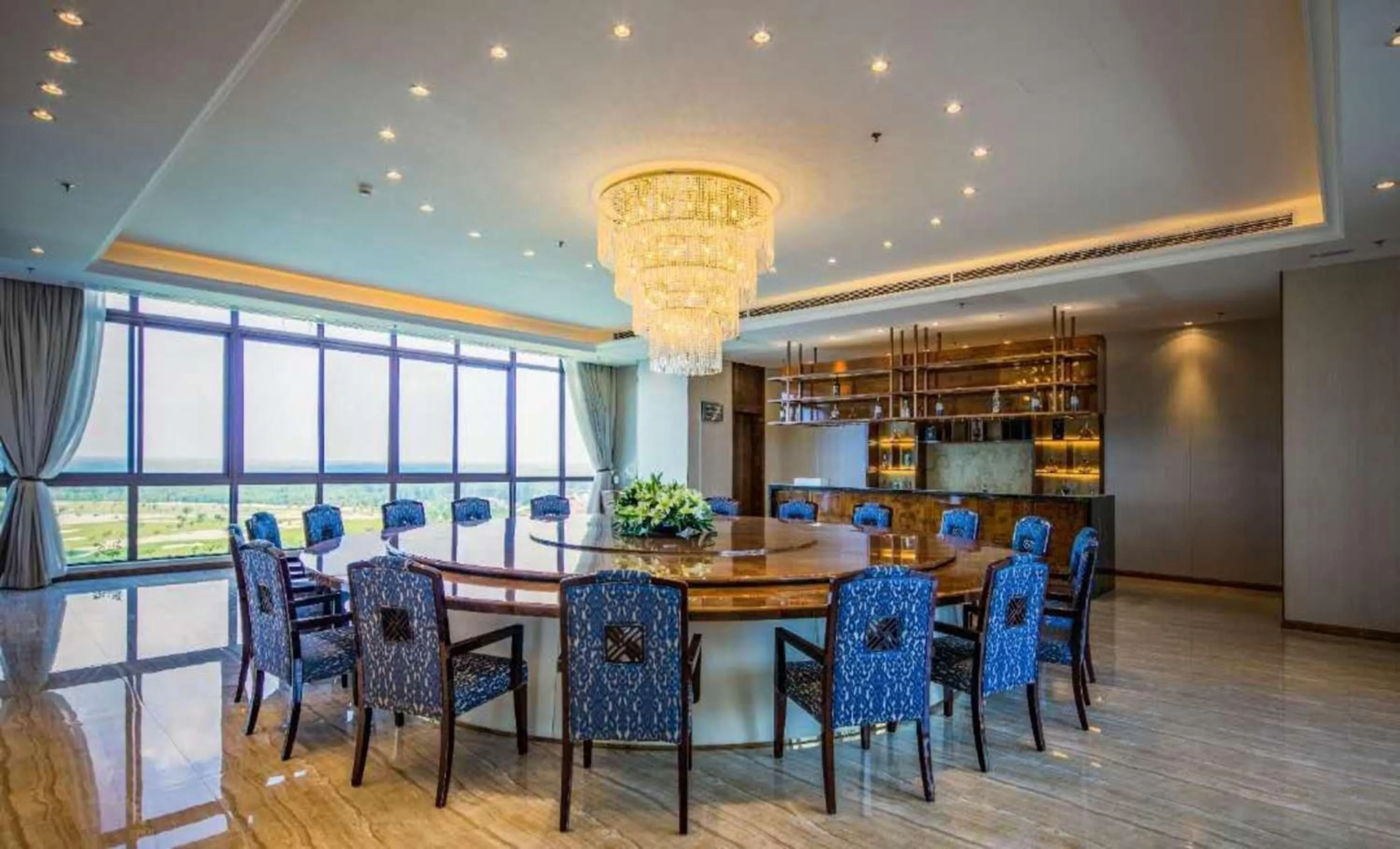 Lounge or bar in Forest City Golf Hotel