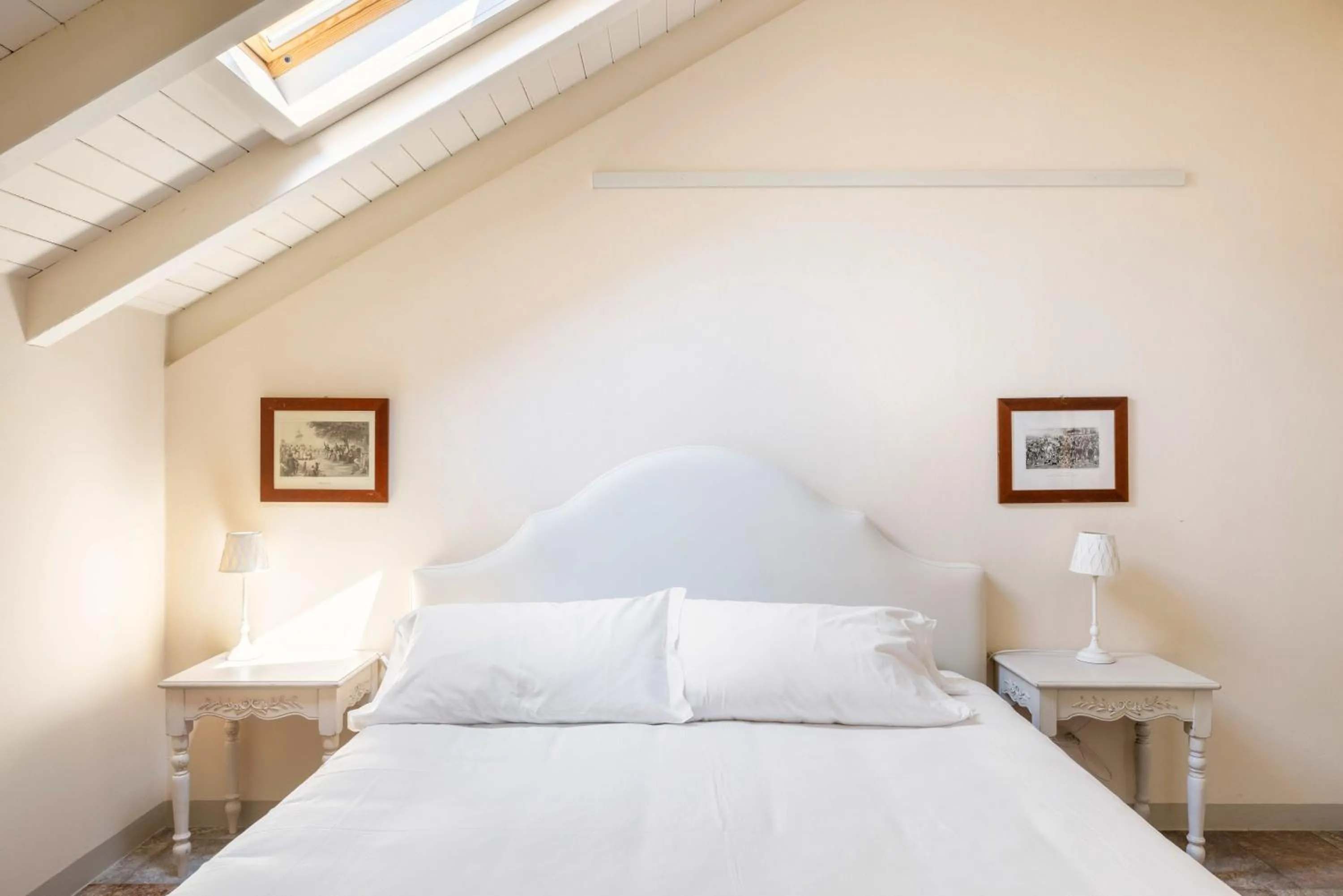 Bedroom, Bed in Residence Ortensia