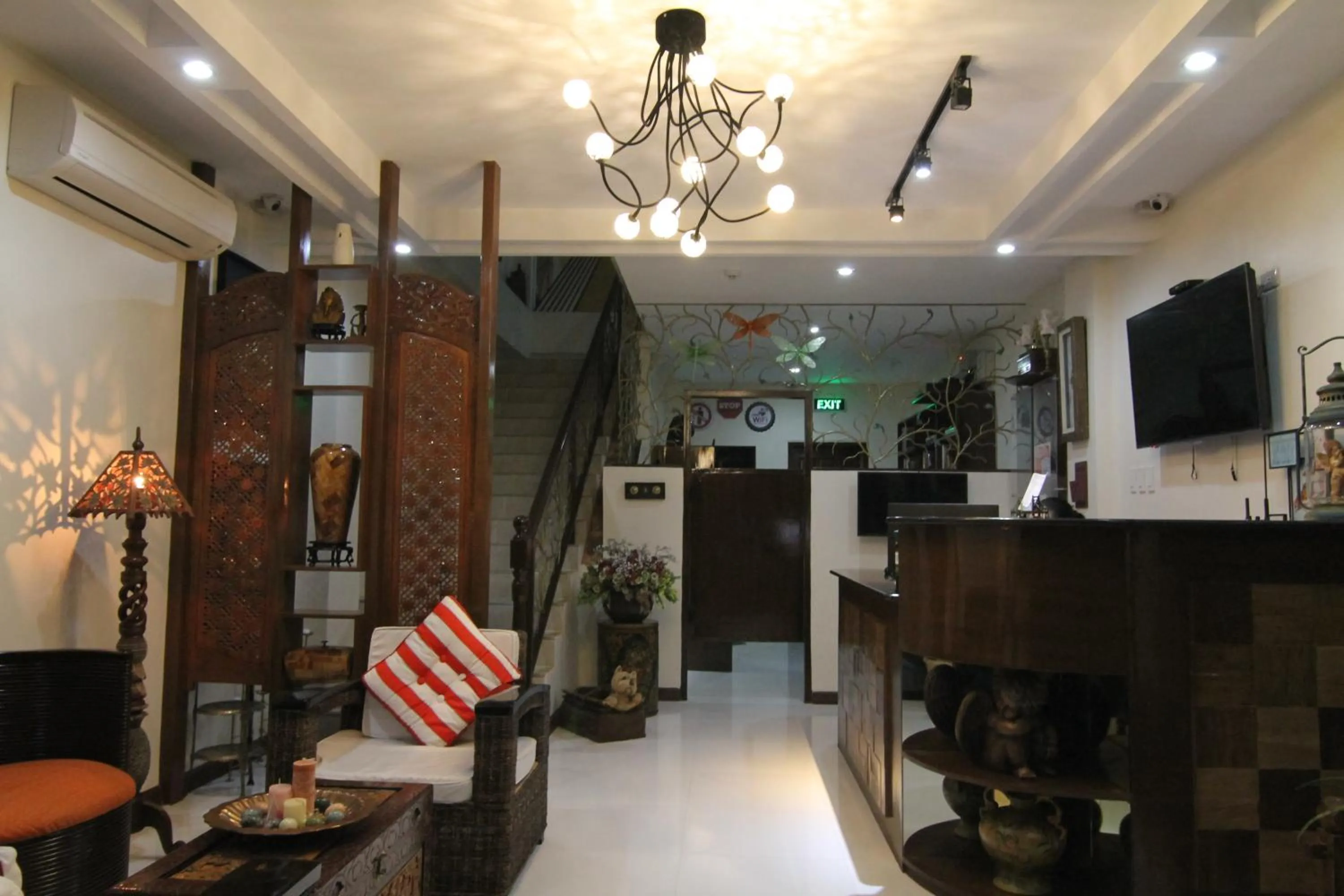 Property building in Charos Dormitel