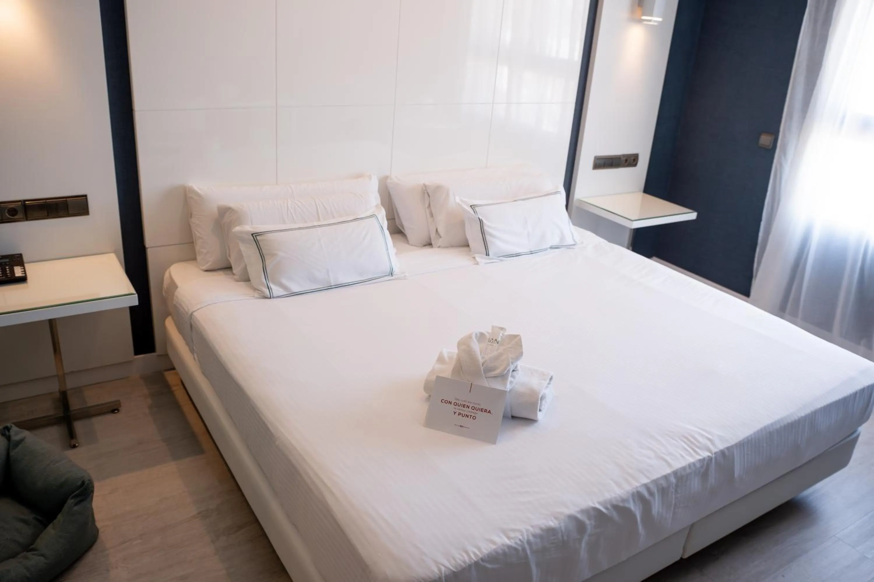 Bed in Hotel Málaga Nostrum Airport